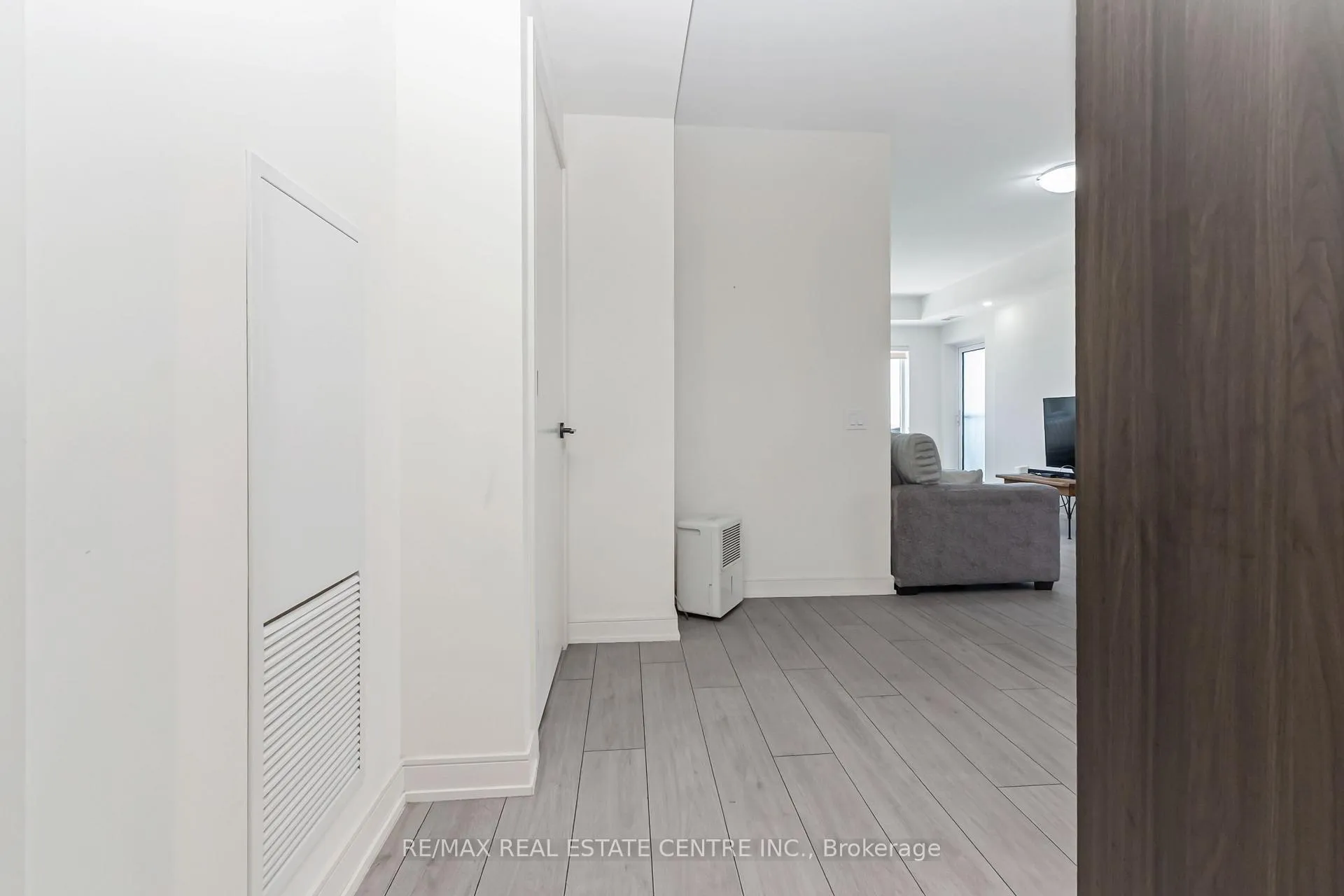 Photo 21 of Unit 1402, 8010 Derry Road, Milton, Coates — HOMEH