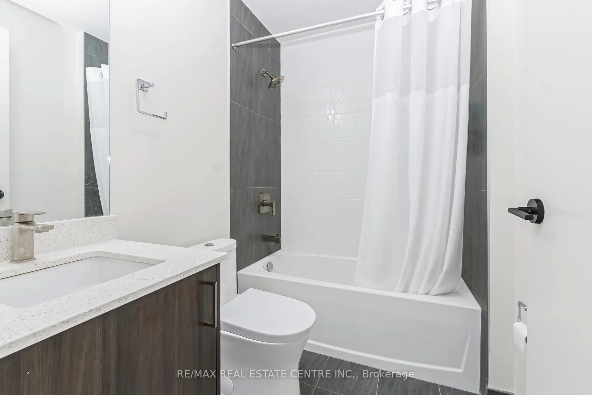 Photo 31 of Unit 1402, 8010 Derry Road, Milton, Coates — HOMEH
