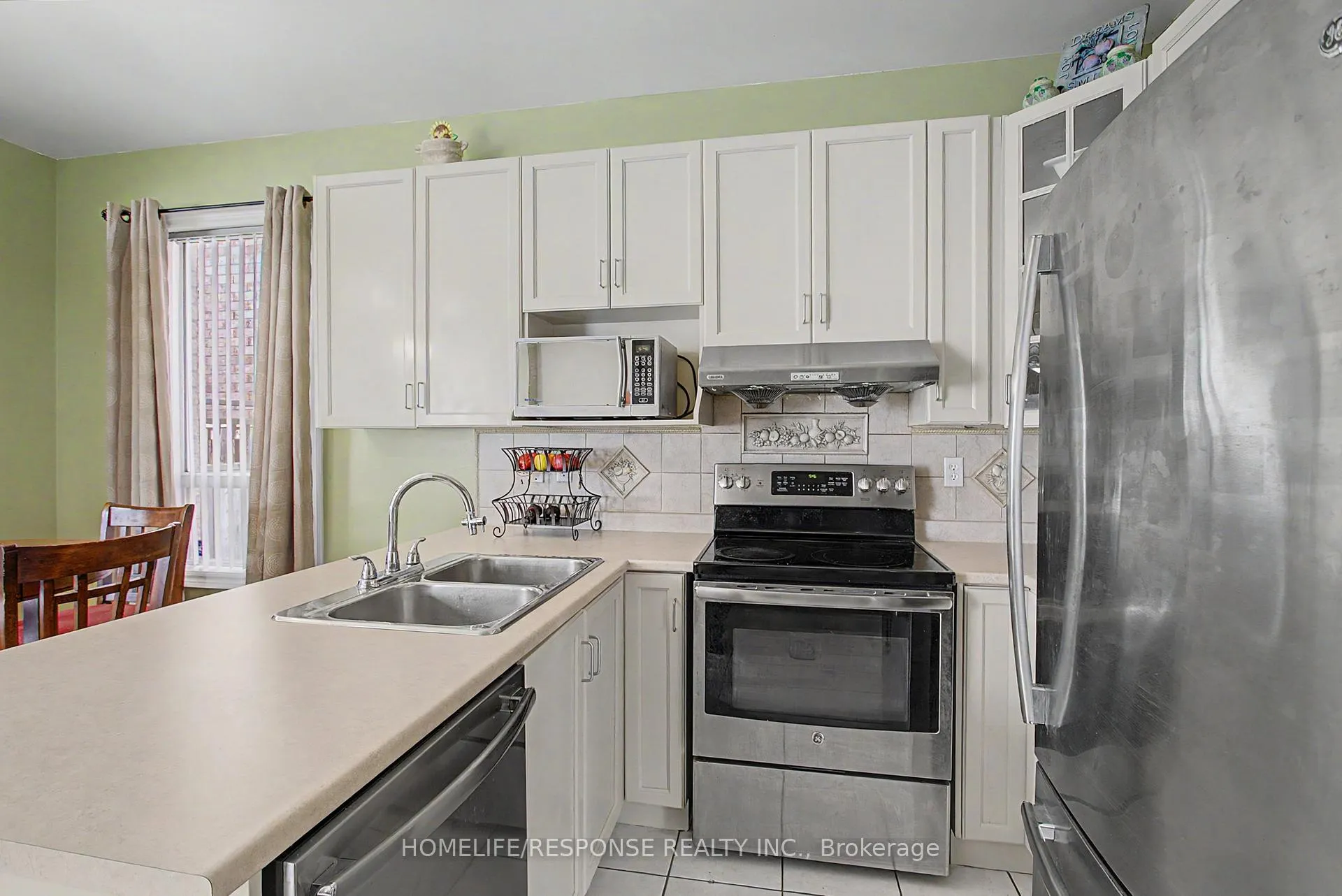 Photo 10 of 16 Angelucci Drive, Brampton, Bram East — HOMEH