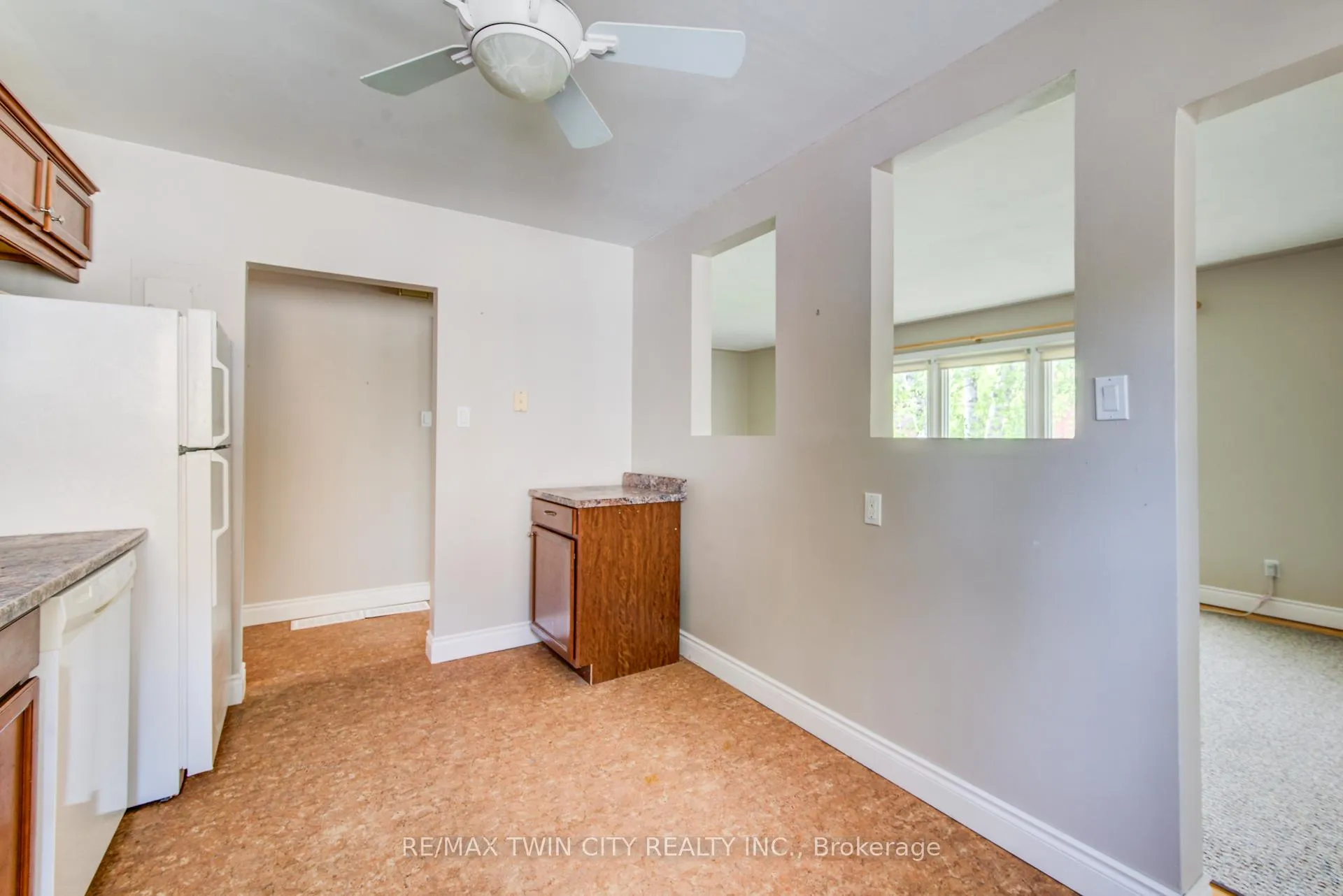 Photo 15 of 71 Brandon Avenue, Kitchener, Westmount - Kitchener — HOMEH