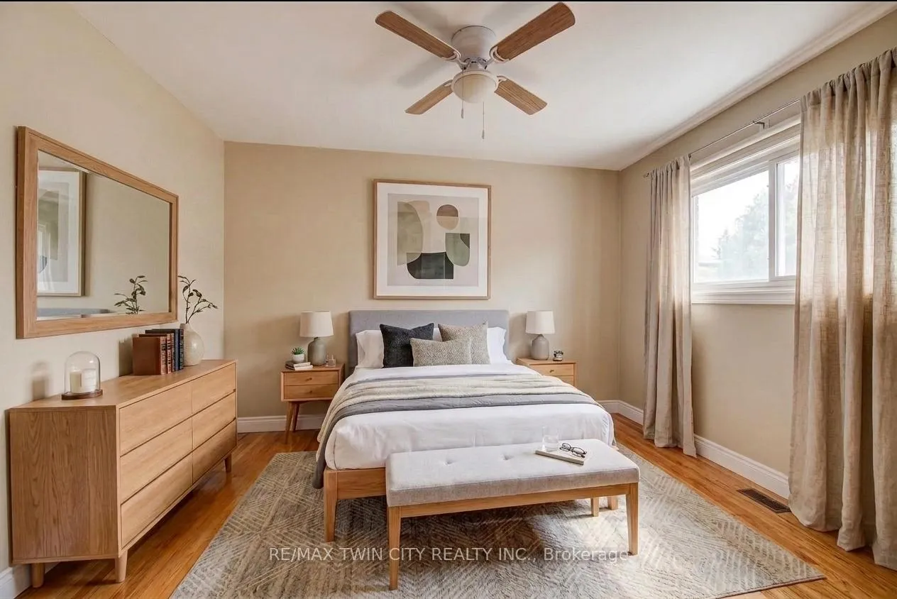 Photo 21 of 71 Brandon Avenue, Kitchener, Westmount - Kitchener — HOMEH