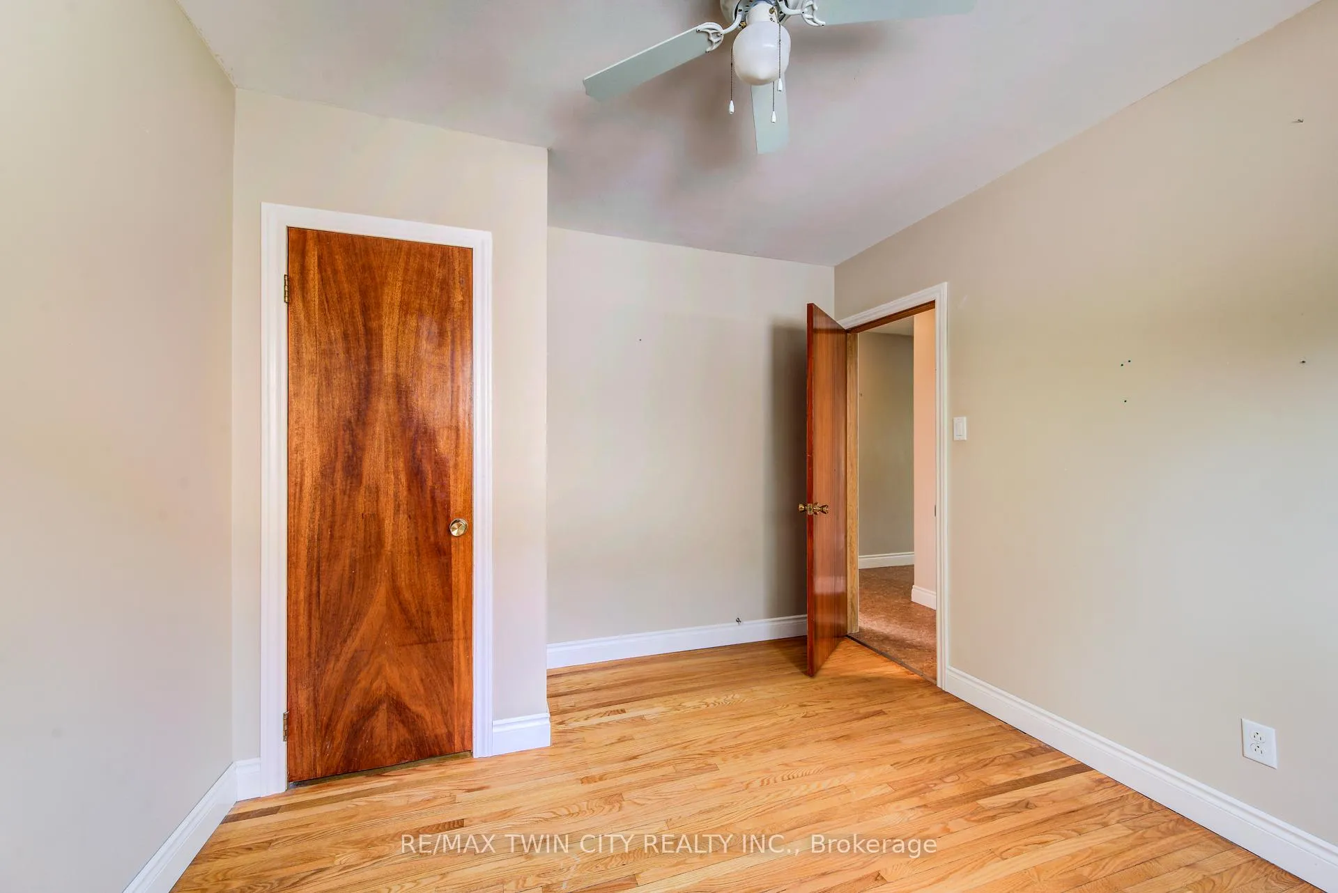 Photo 24 of 71 Brandon Avenue, Kitchener, Westmount - Kitchener — HOMEH
