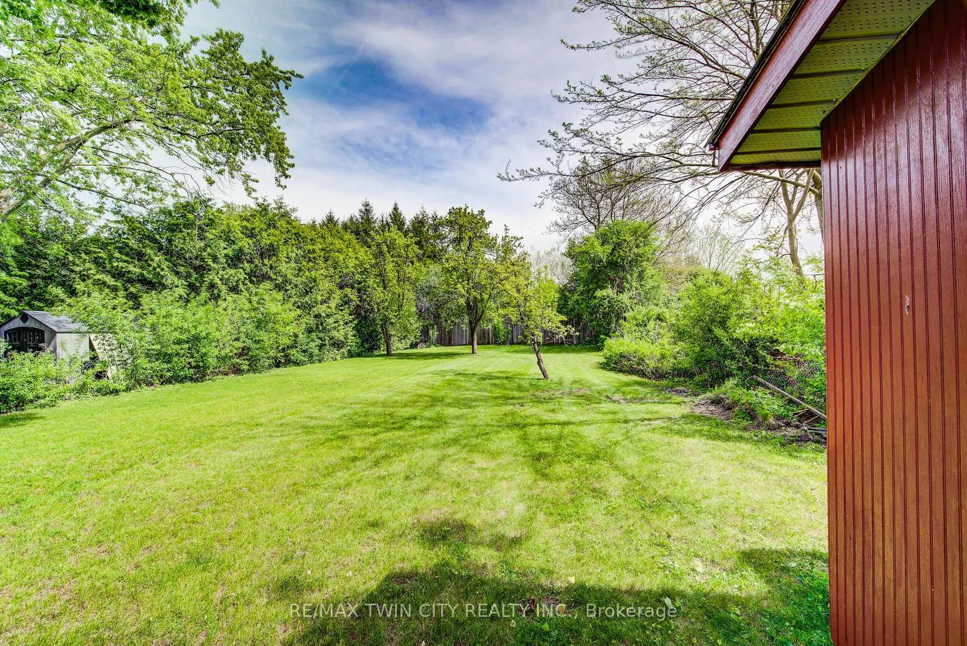 Photo 28 of 71 Brandon Avenue, Kitchener, Westmount - Kitchener — HOMEH