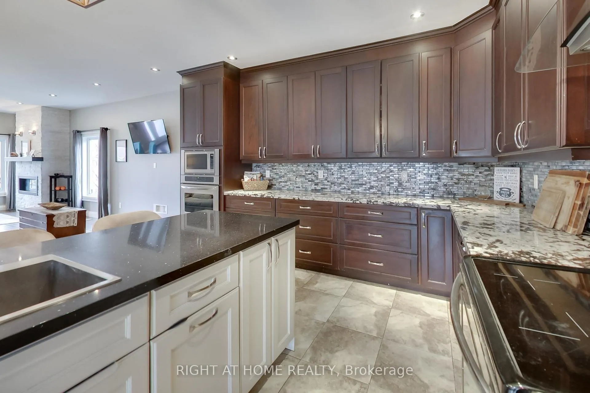 Photo 20 of 54 Bellehumeur Road, Tiny, Rural Tiny — HOMEH