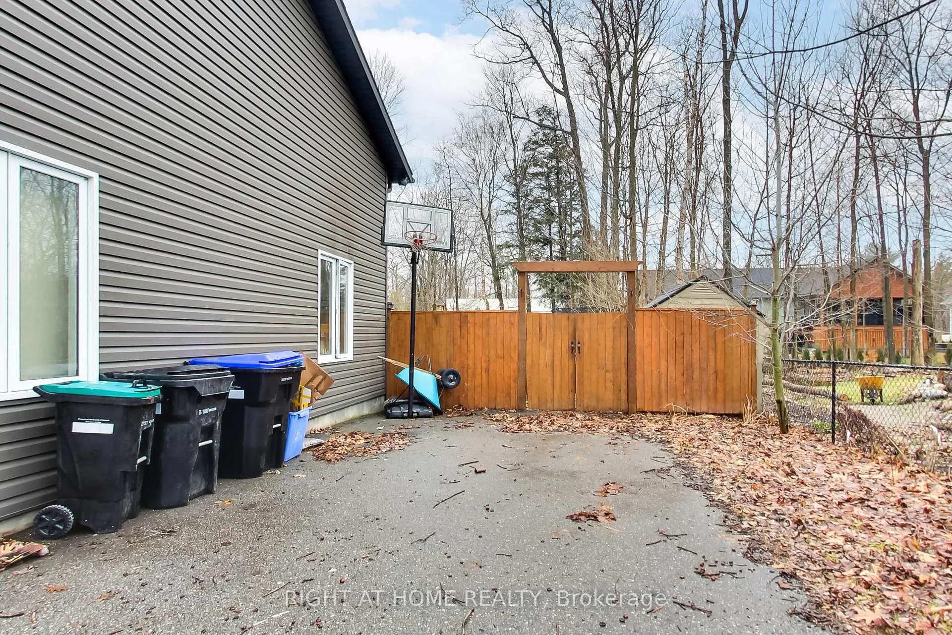Photo 41 of 54 Bellehumeur Road, Tiny, Rural Tiny — HOMEH