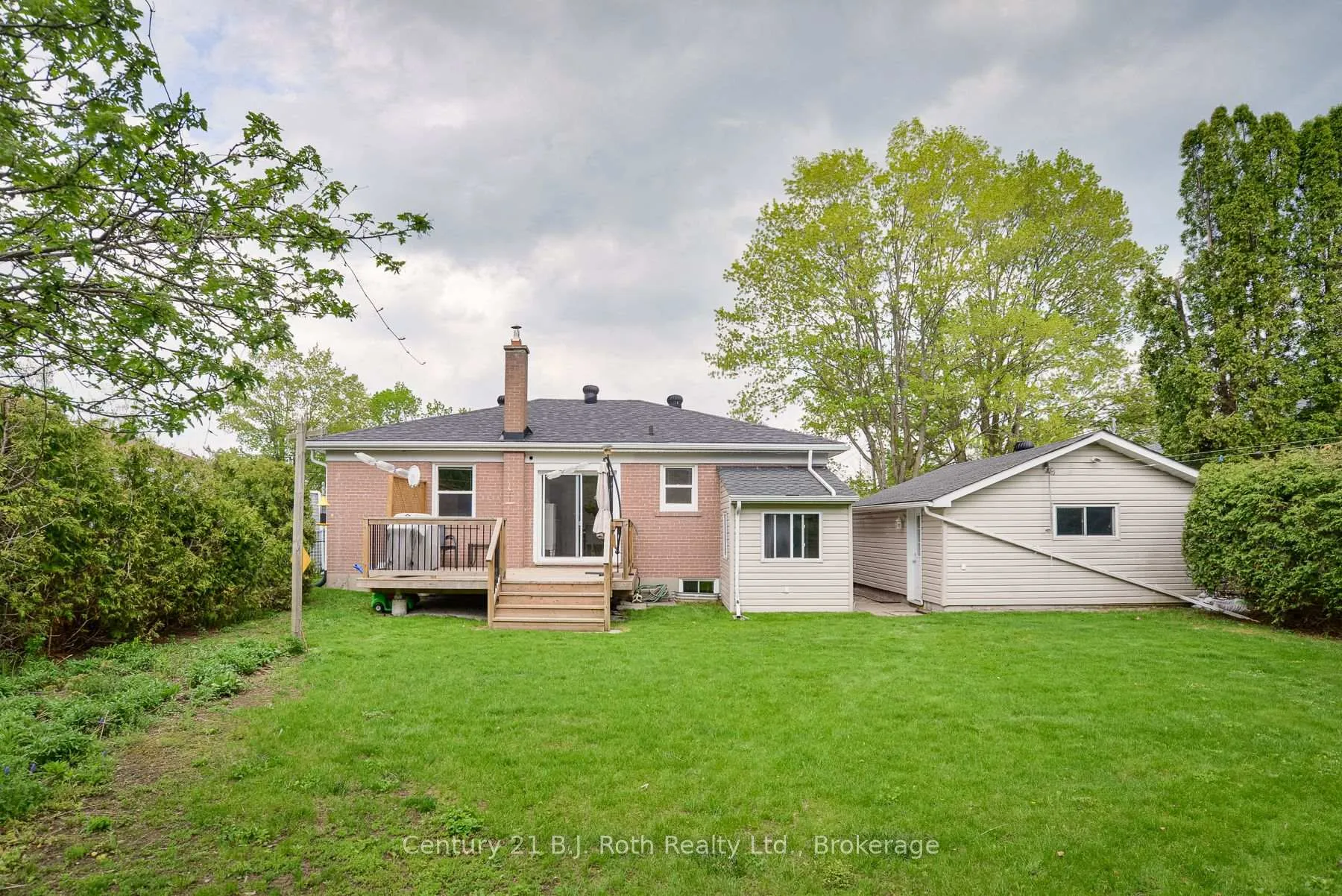 Photo 27 of 7 Charles Road, Orillia — HOMEH
