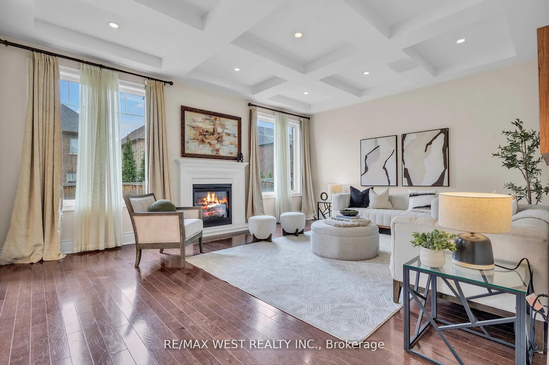 Photo 15 of 17 Torgan Trail, Vaughan, Kleinburg — HOMEH