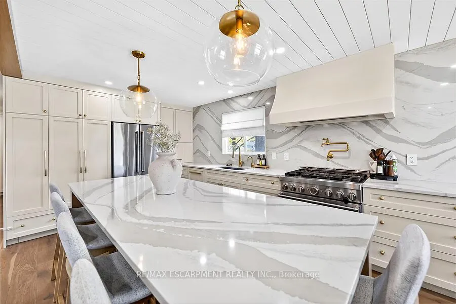 Photo 6 of 3088 Palmer Drive, Burlington, Palmer — HOMEH
