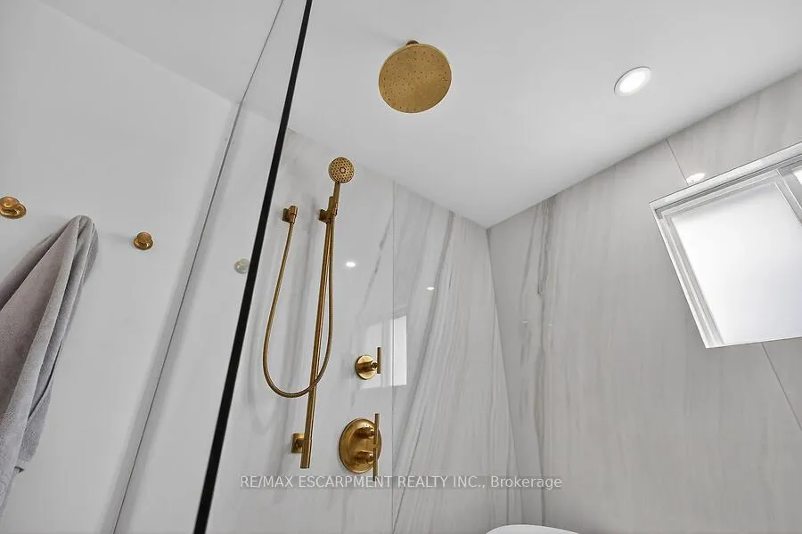 Photo 22 of 3088 Palmer Drive, Burlington, Palmer — HOMEH