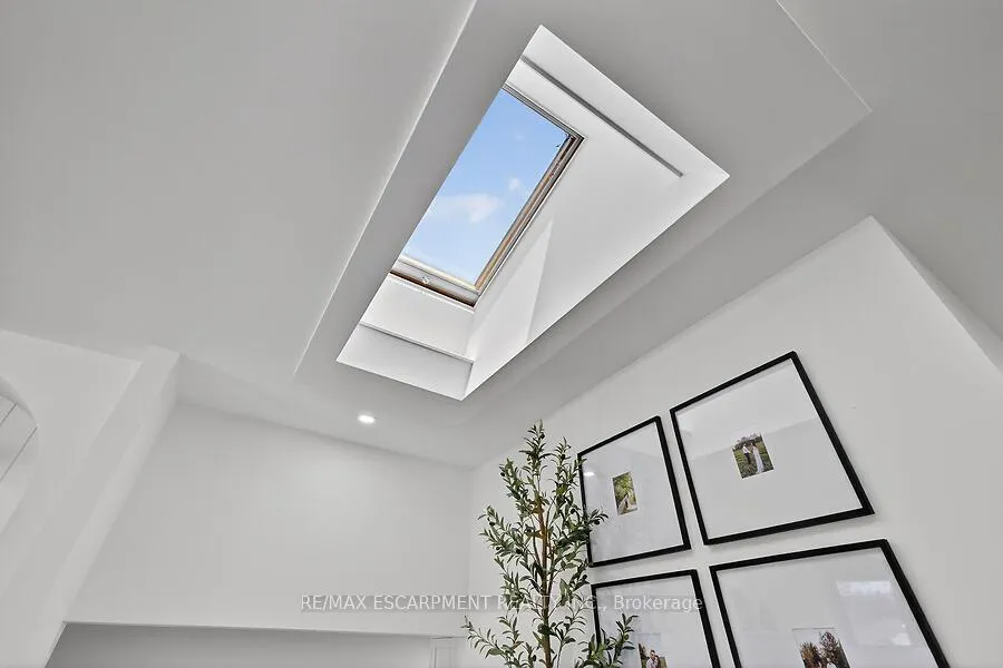 Photo 23 of 3088 Palmer Drive, Burlington, Palmer — HOMEH