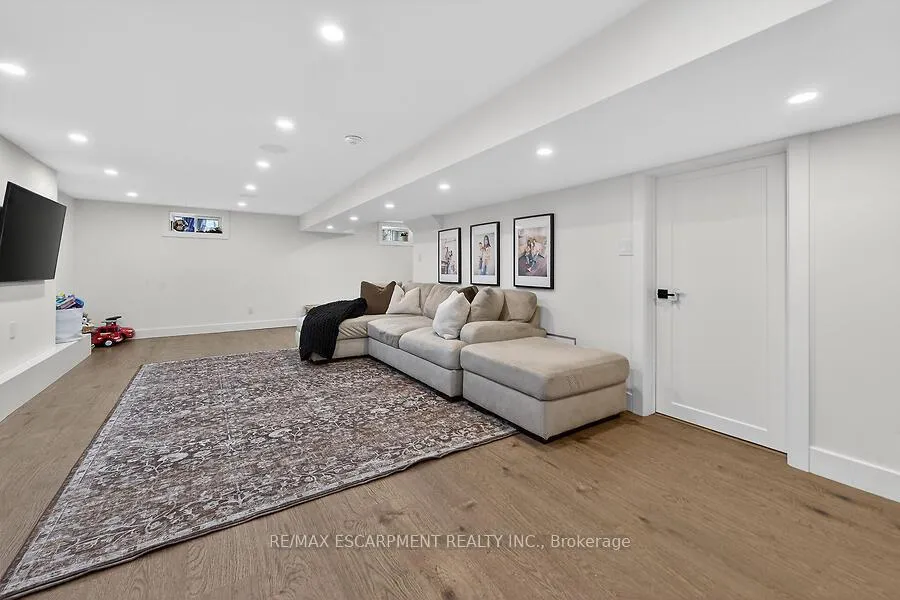 Photo 35 of 3088 Palmer Drive, Burlington, Palmer — HOMEH