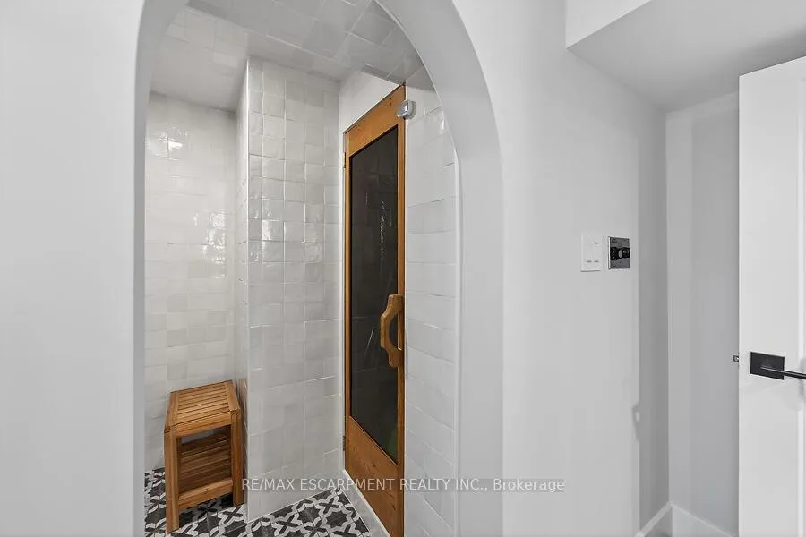 Photo 39 of 3088 Palmer Drive, Burlington, Palmer — HOMEH