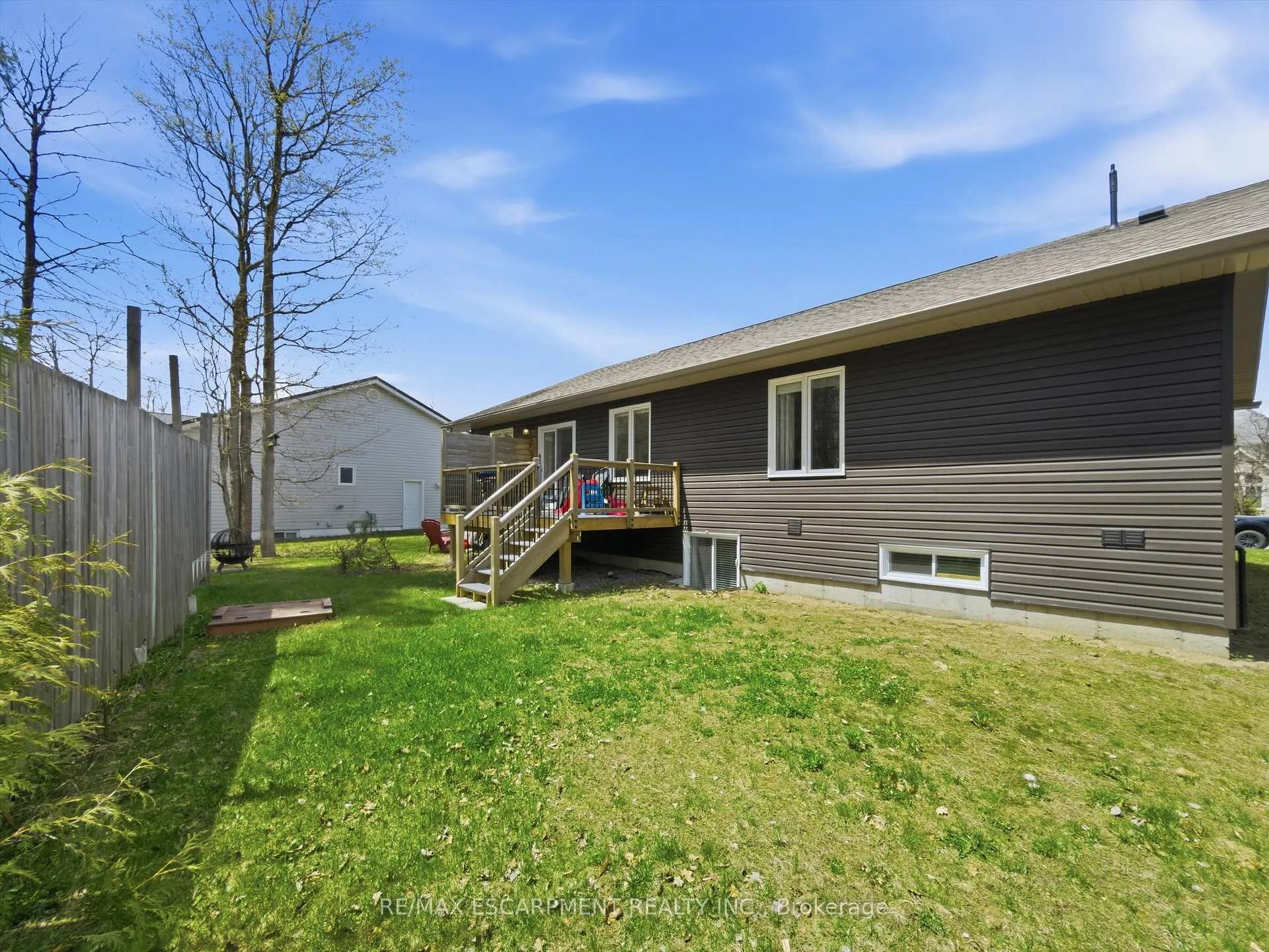 Photo 36 of 10 Thain Street W, Gravenhurst, Muskoka (S) — HOMEH