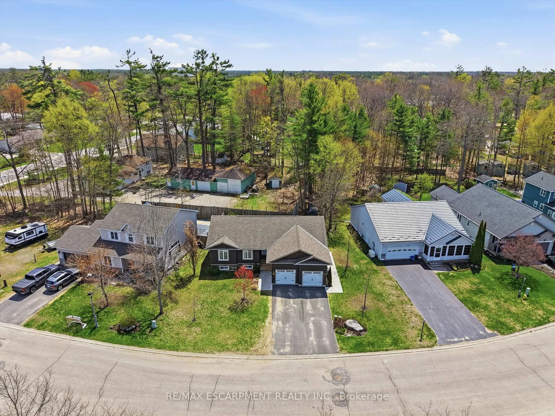 Photo 37 of 10 Thain Street W, Gravenhurst, Muskoka (S) — HOMEH
