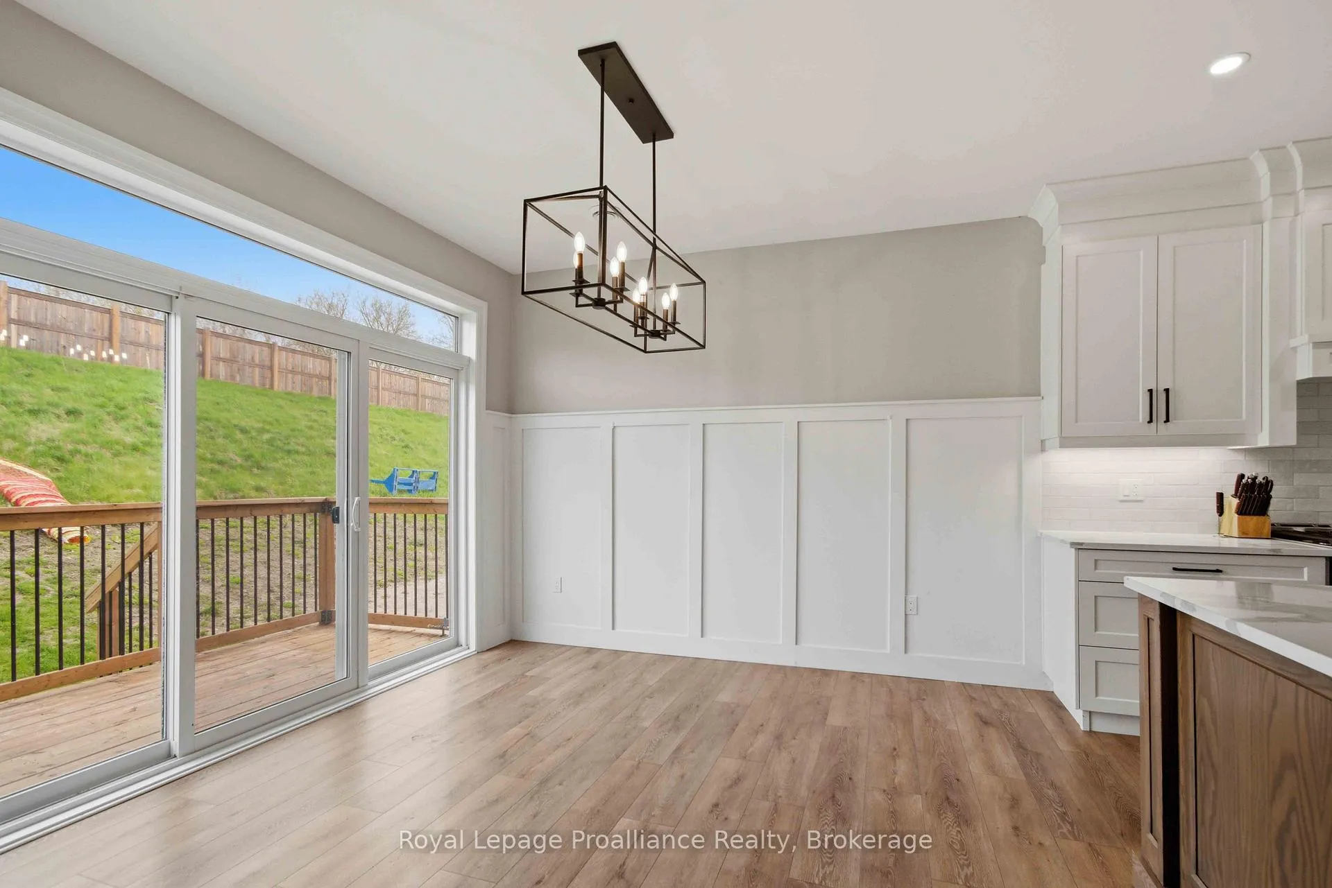 Photo 17 of 31 Schmidt Way, Quinte West, Murray Ward — HOMEH