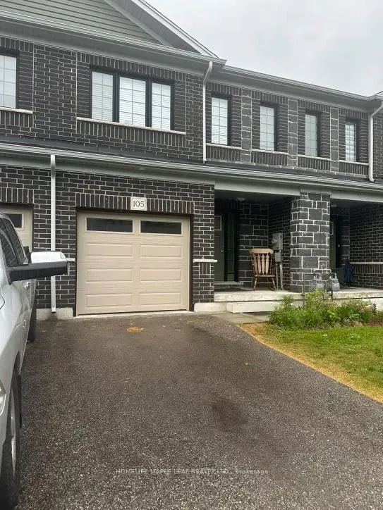 Photo 2 of 105 Woodedge Circle, Kitchener — HOMEH