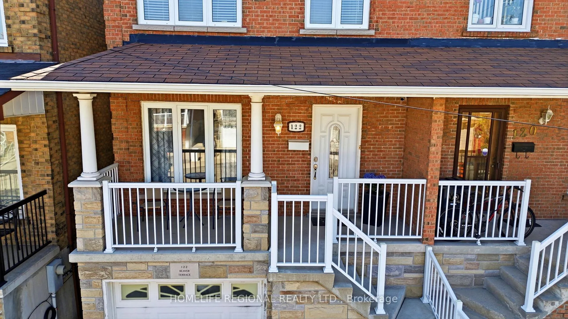 Photo 2 of 122 Beaver Terrace, Toronto, Dovercourt-Wallace Emerson-Junction — HOMEH