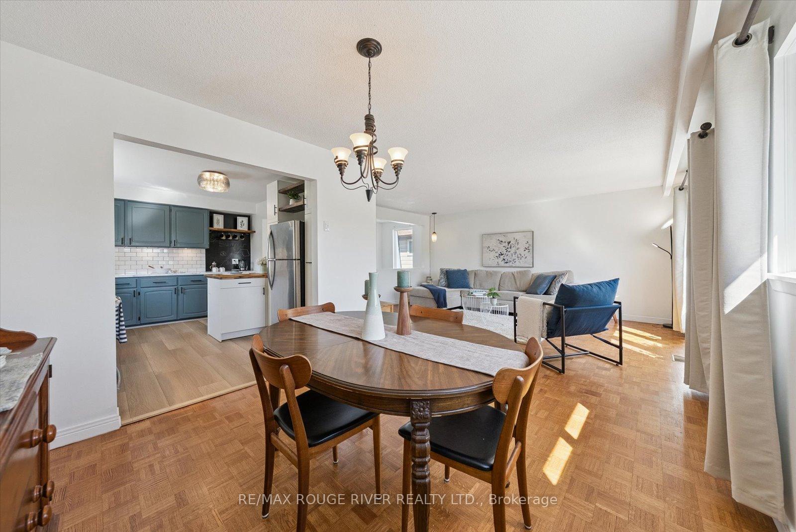 Photo 7 of 65 Loscombe Drive, Clarington, Bowmanville — HOMEH
