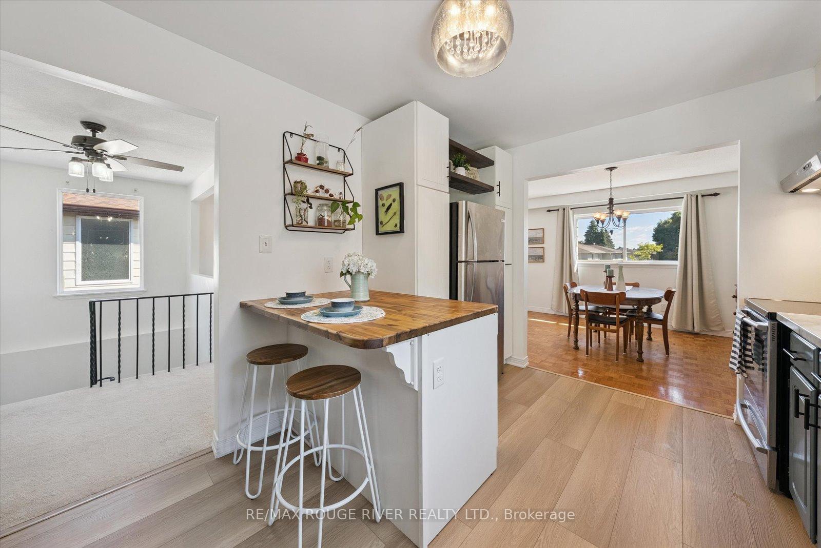 Photo 9 of 65 Loscombe Drive, Clarington, Bowmanville — HOMEH