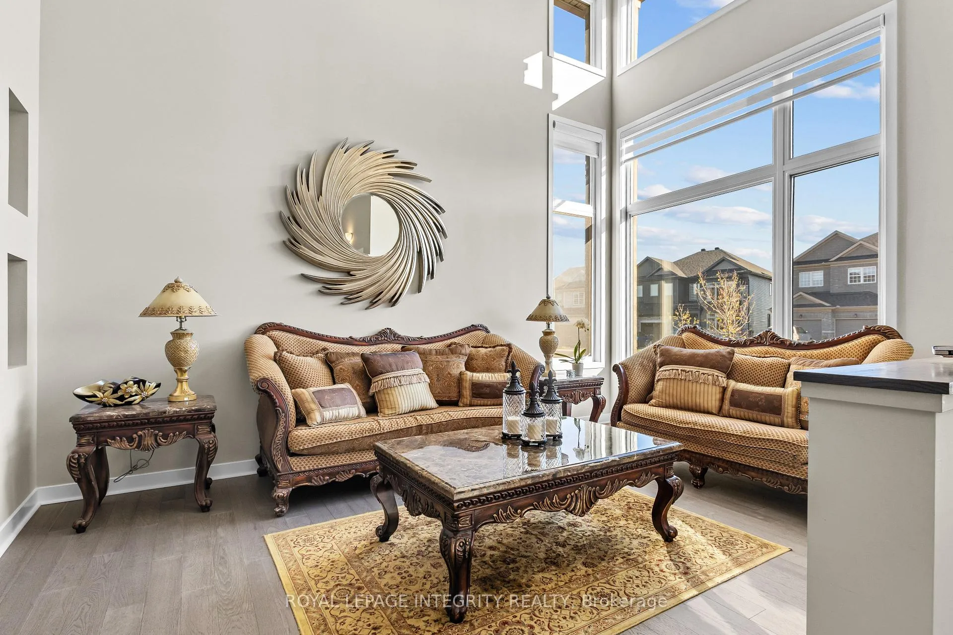 Photo 4 of 28 Dun Skipper Drive, Ottawa, Blossom Park/Kemp Park/Findlay Creek — HOMEH