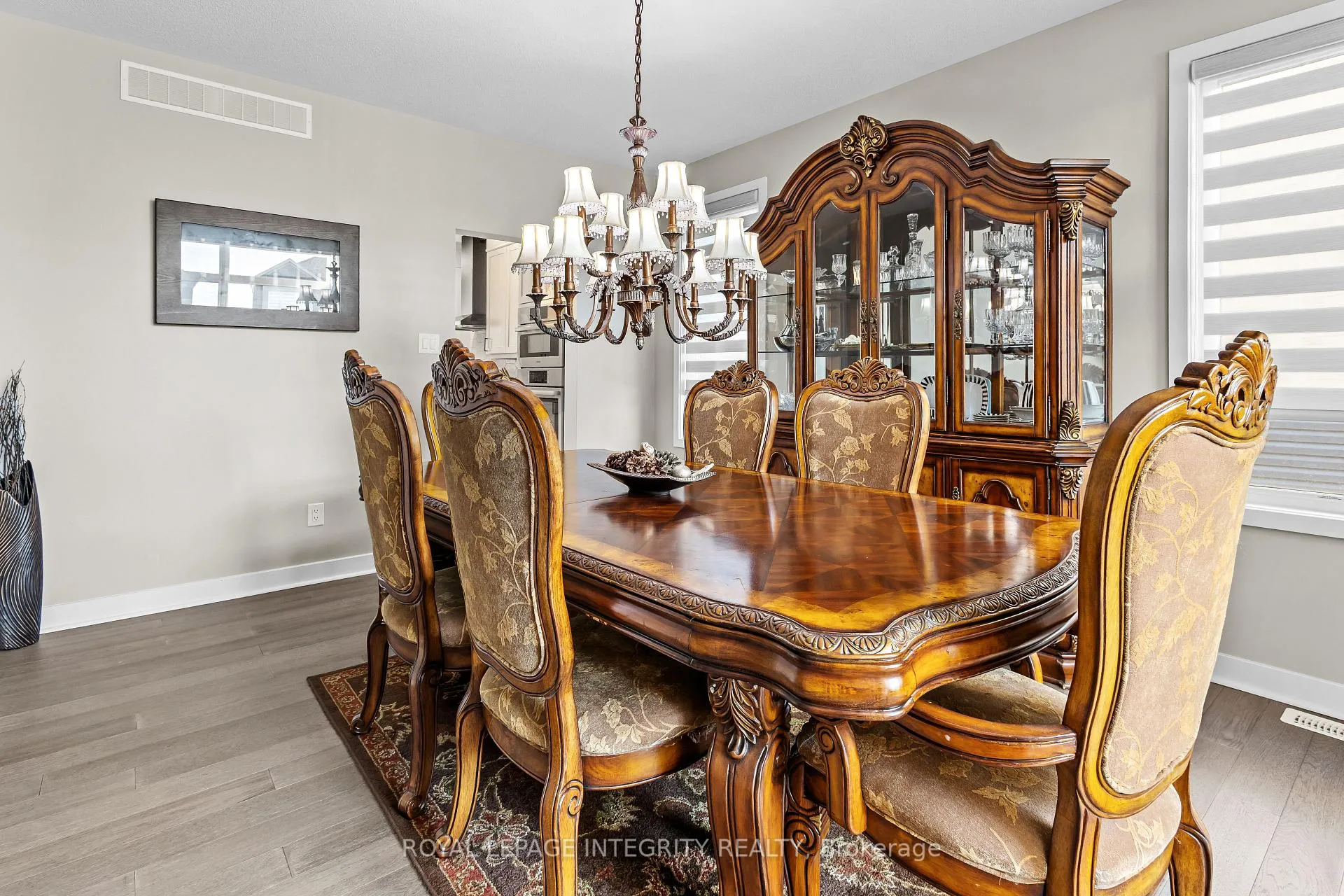 Photo 6 of 28 Dun Skipper Drive, Ottawa, Blossom Park/Kemp Park/Findlay Creek — HOMEH