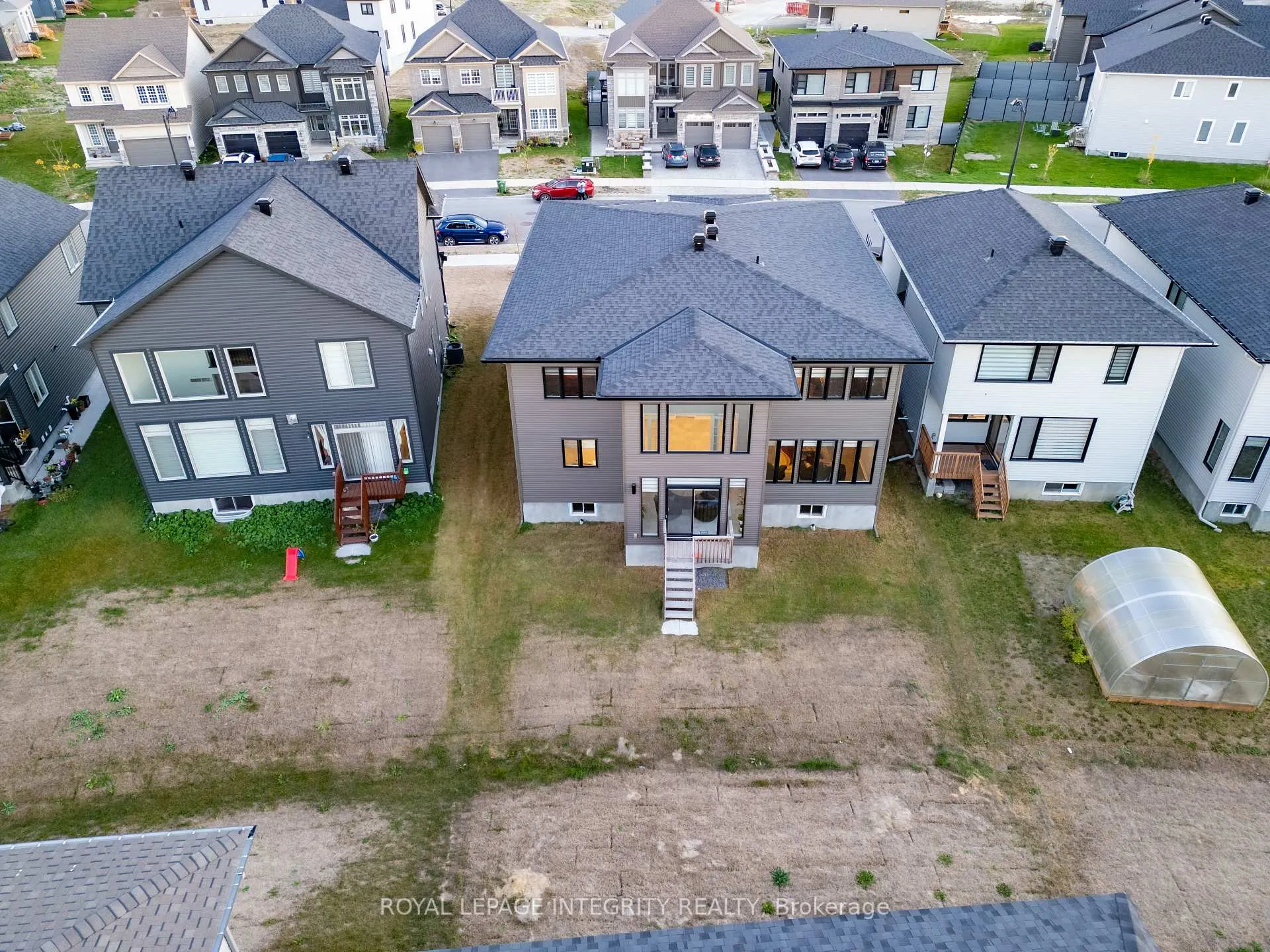 Photo 33 of 28 Dun Skipper Drive, Ottawa, Blossom Park/Kemp Park/Findlay Creek — HOMEH