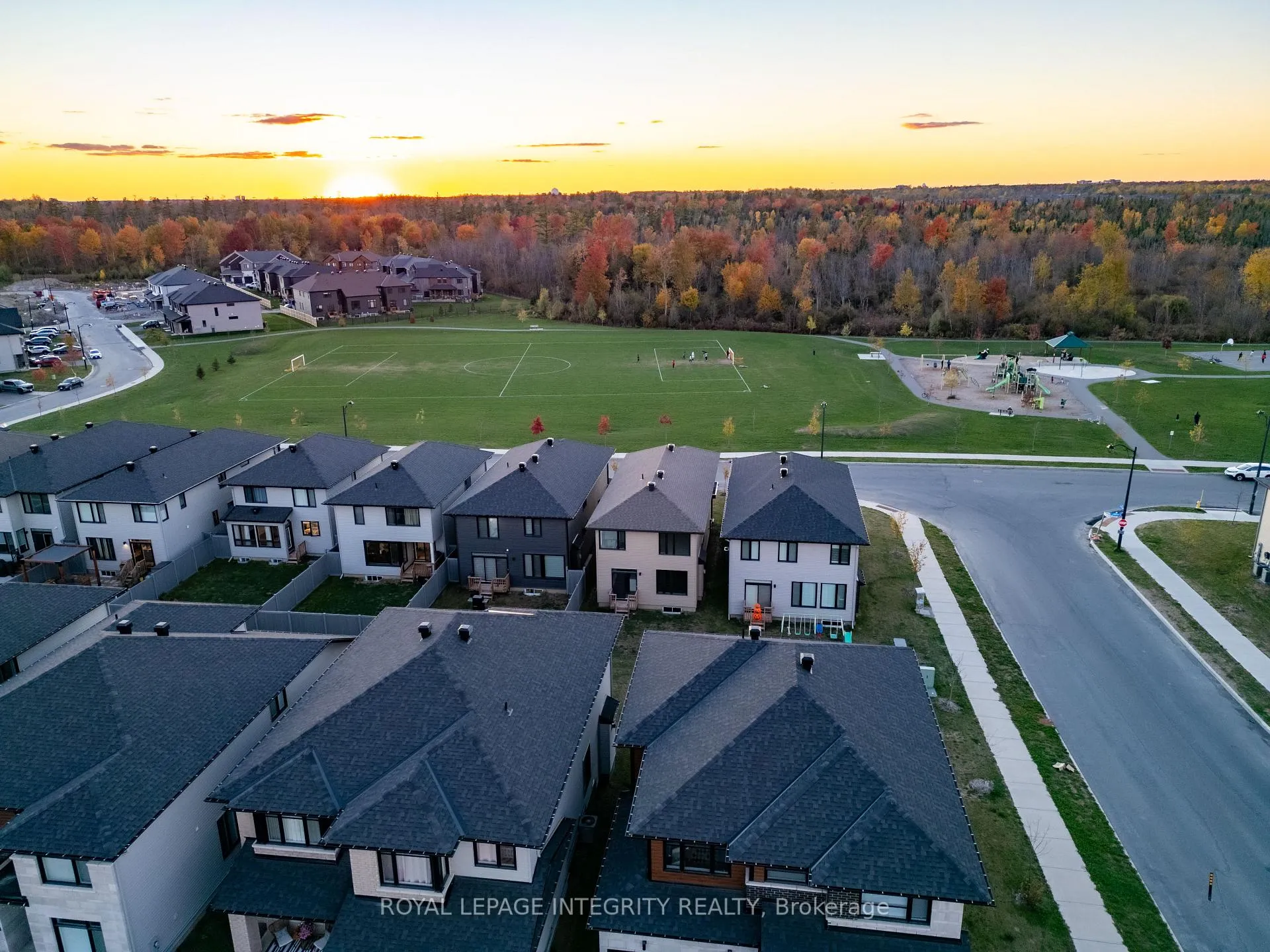 Photo 34 of 28 Dun Skipper Drive, Ottawa, Blossom Park/Kemp Park/Findlay Creek — HOMEH