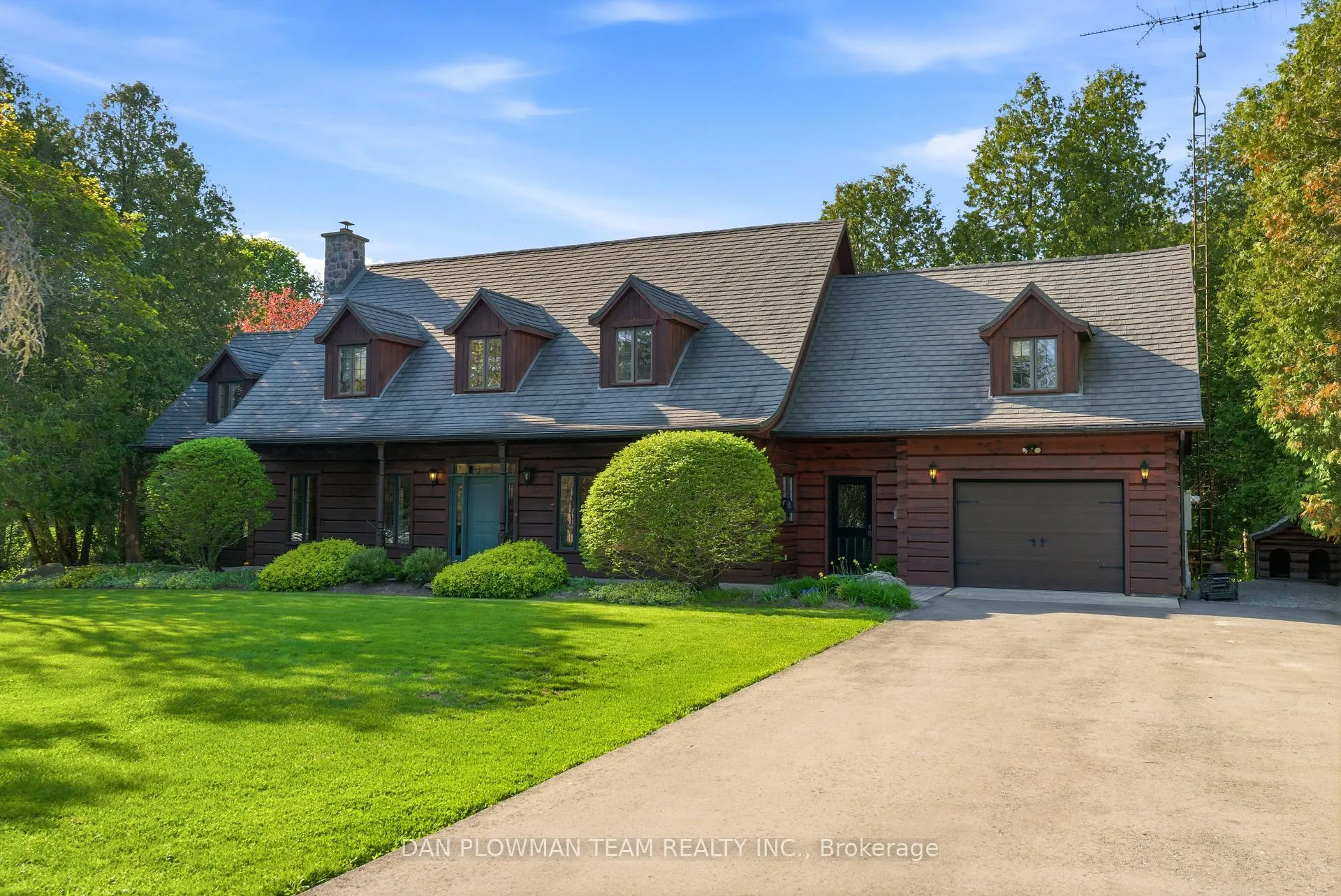 Front of 3354 Concession 8 Road
