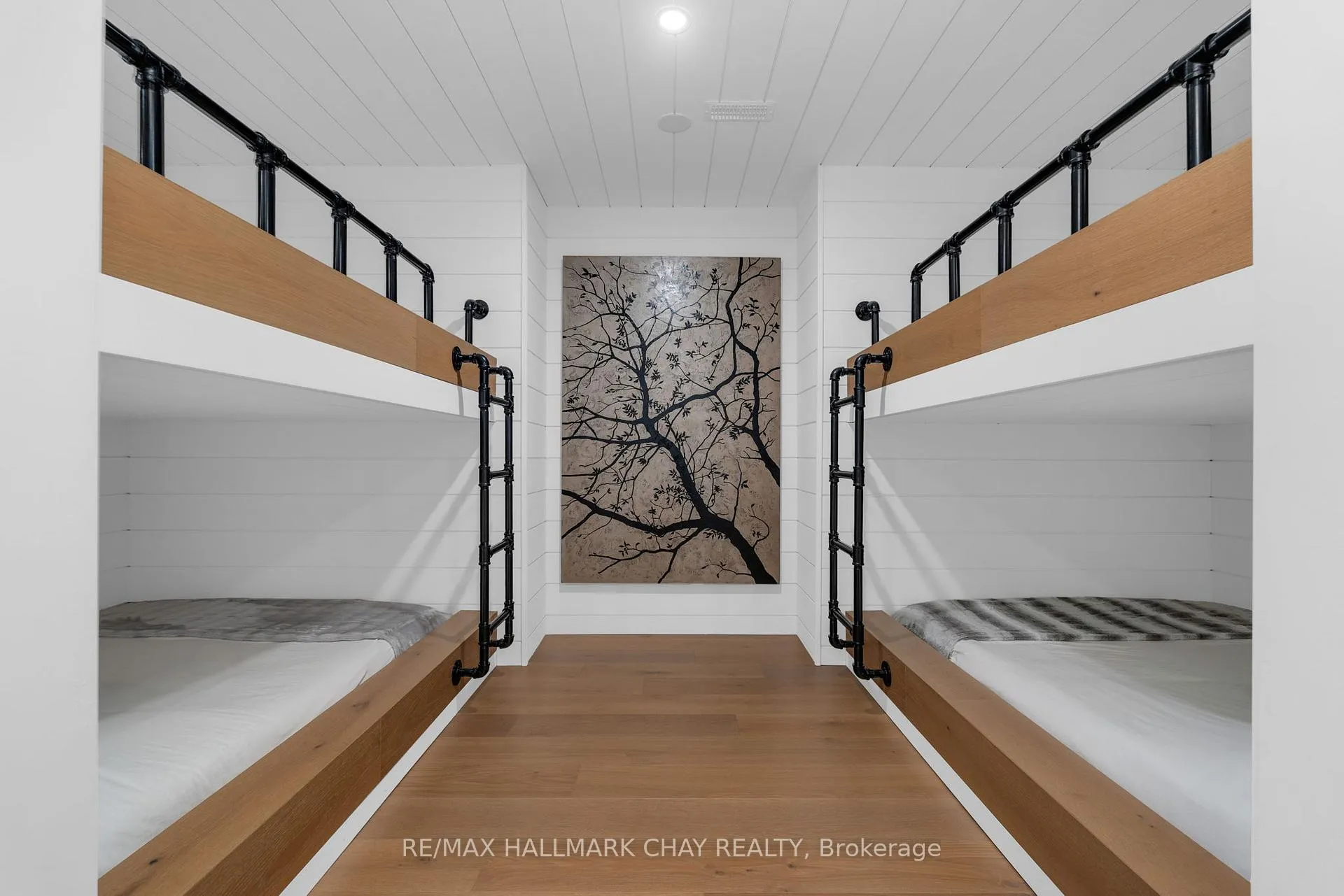 Photo 32 of 1 Morrison Place, Springwater, Snow Valley — HOMEH
