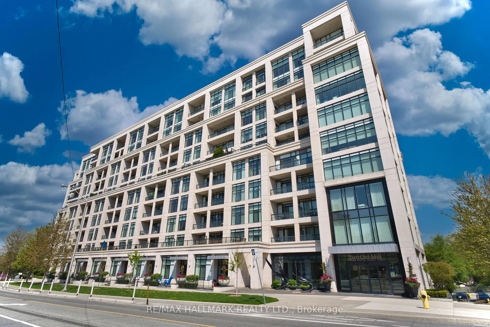 Photo 1 of Unit 316, 2 Old Mill Drive, Toronto, High Park-Swansea — HOMEH