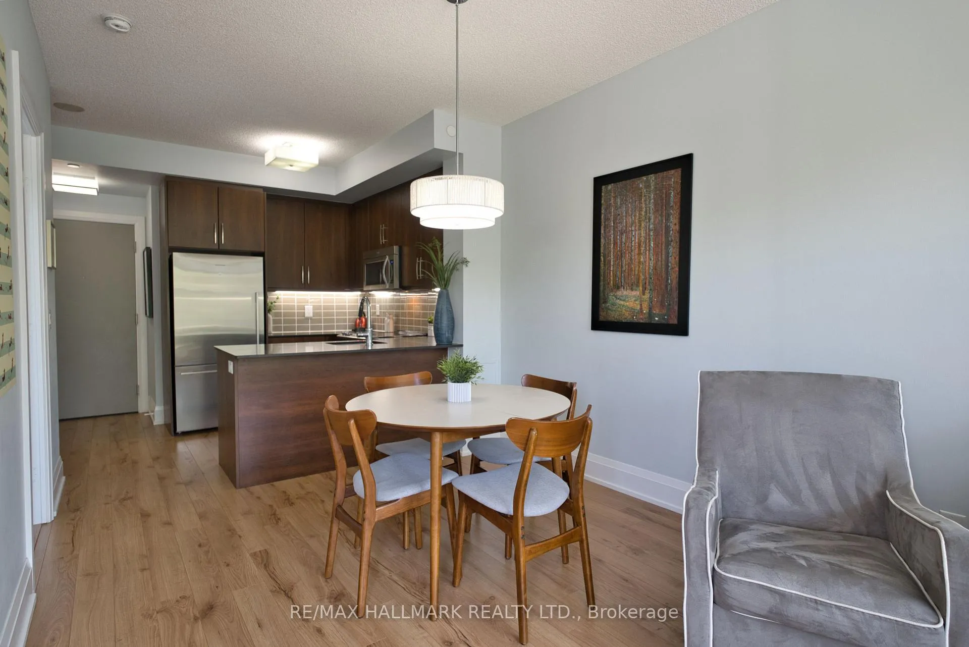 Photo 12 of Unit 316, 2 Old Mill Drive, Toronto, High Park-Swansea — HOMEH