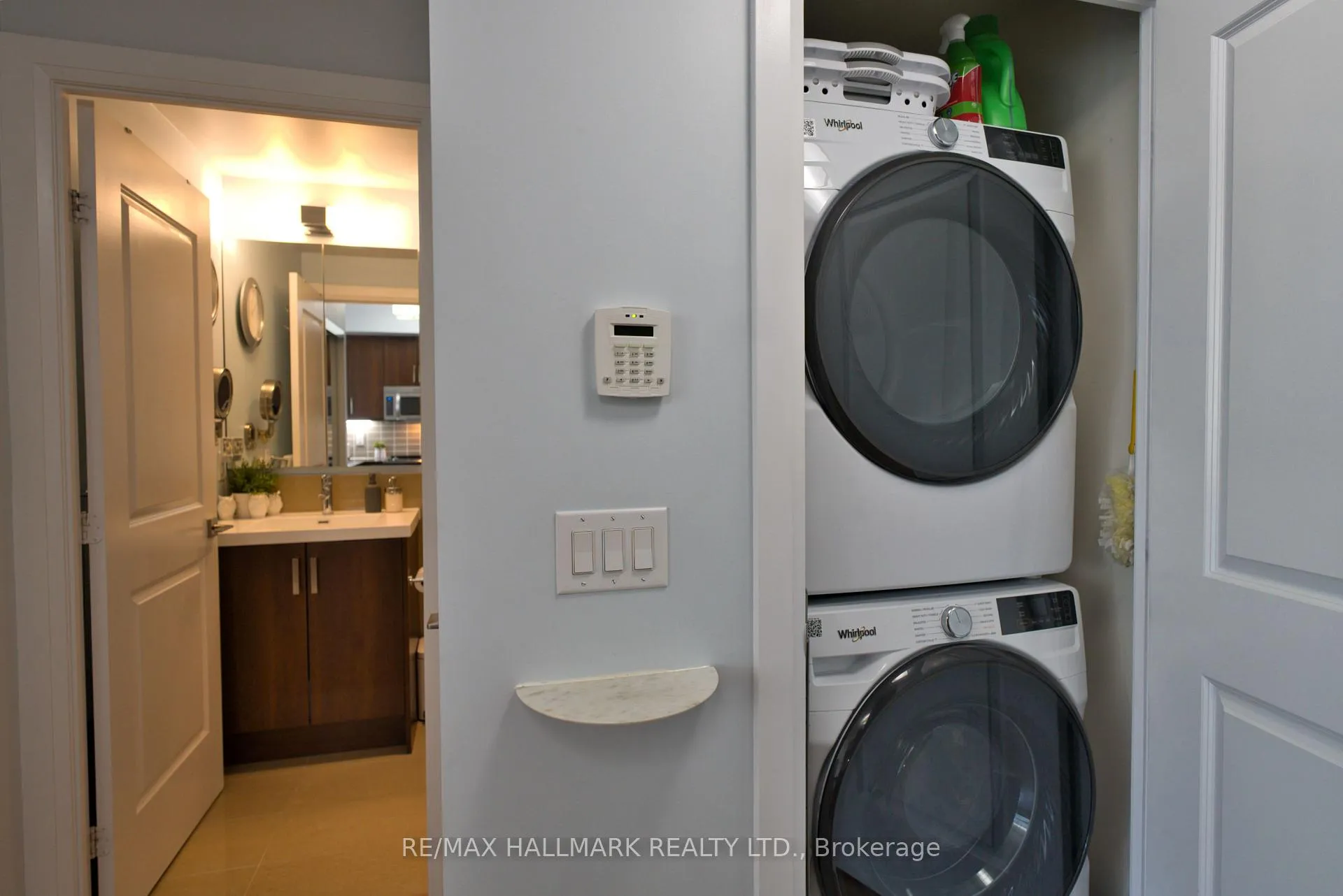 Photo 22 of Unit 316, 2 Old Mill Drive, Toronto, High Park-Swansea — HOMEH