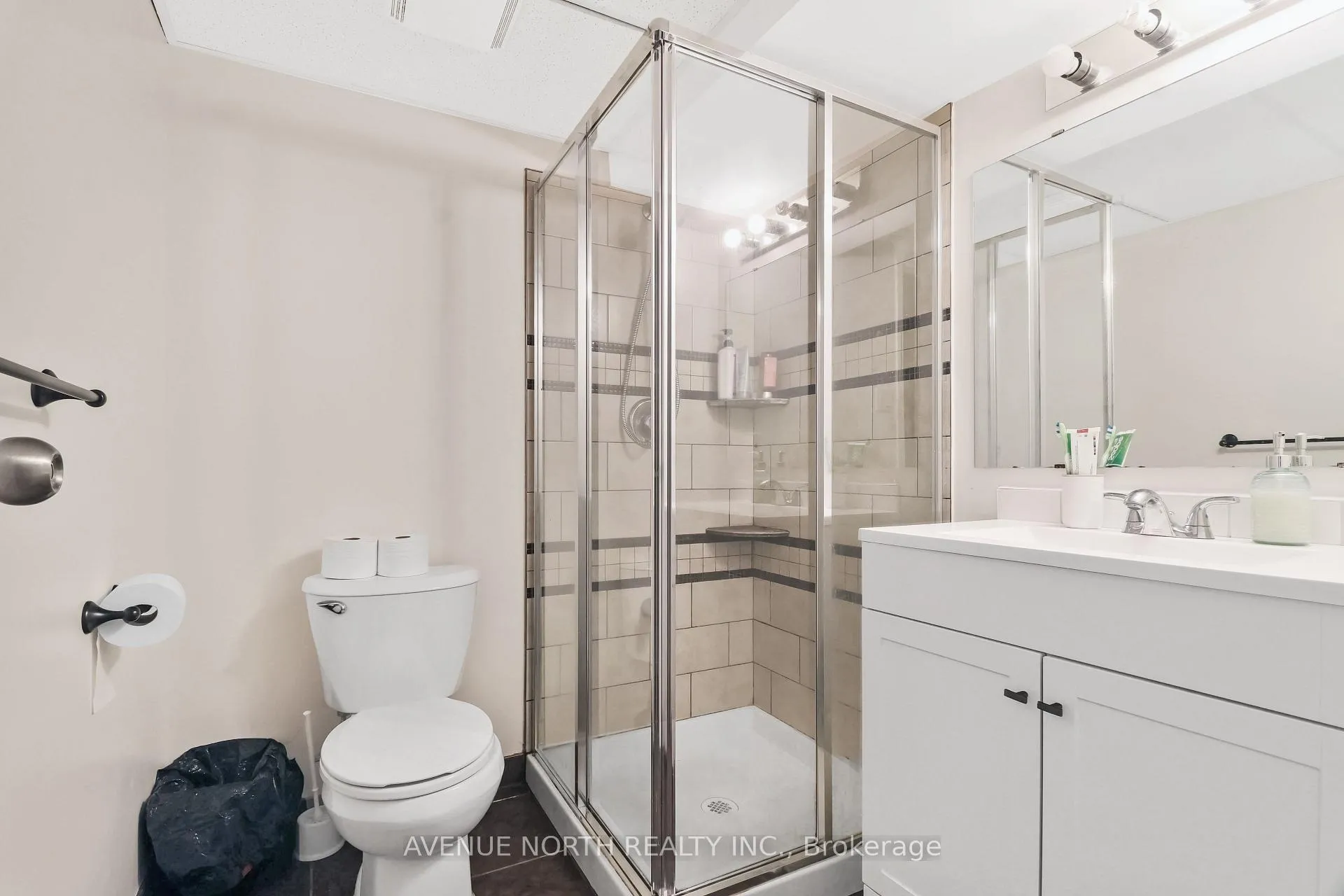 Photo 18 of 494 Sandhamn Private, Ottawa, Hunt Club Park/Greenboro — HOMEH