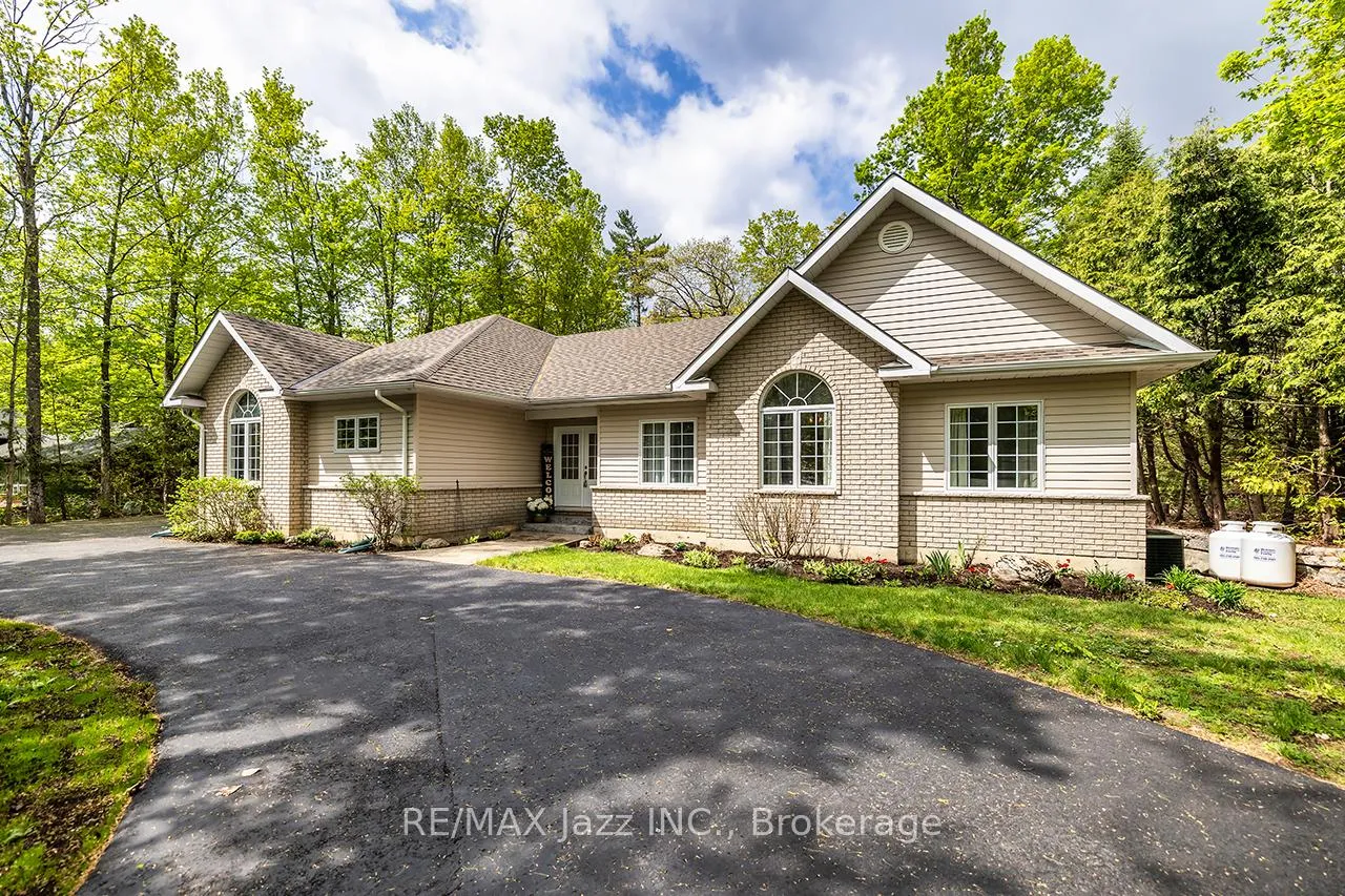 Photo 2 of 72 Sumcot Drive, Trent Lakes — HOMEH