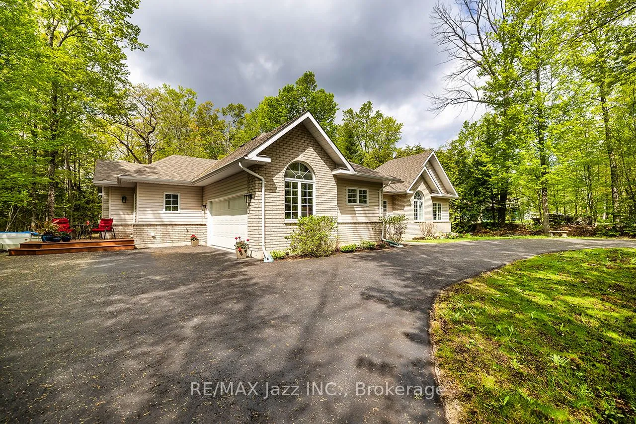 Photo 3 of 72 Sumcot Drive, Trent Lakes — HOMEH