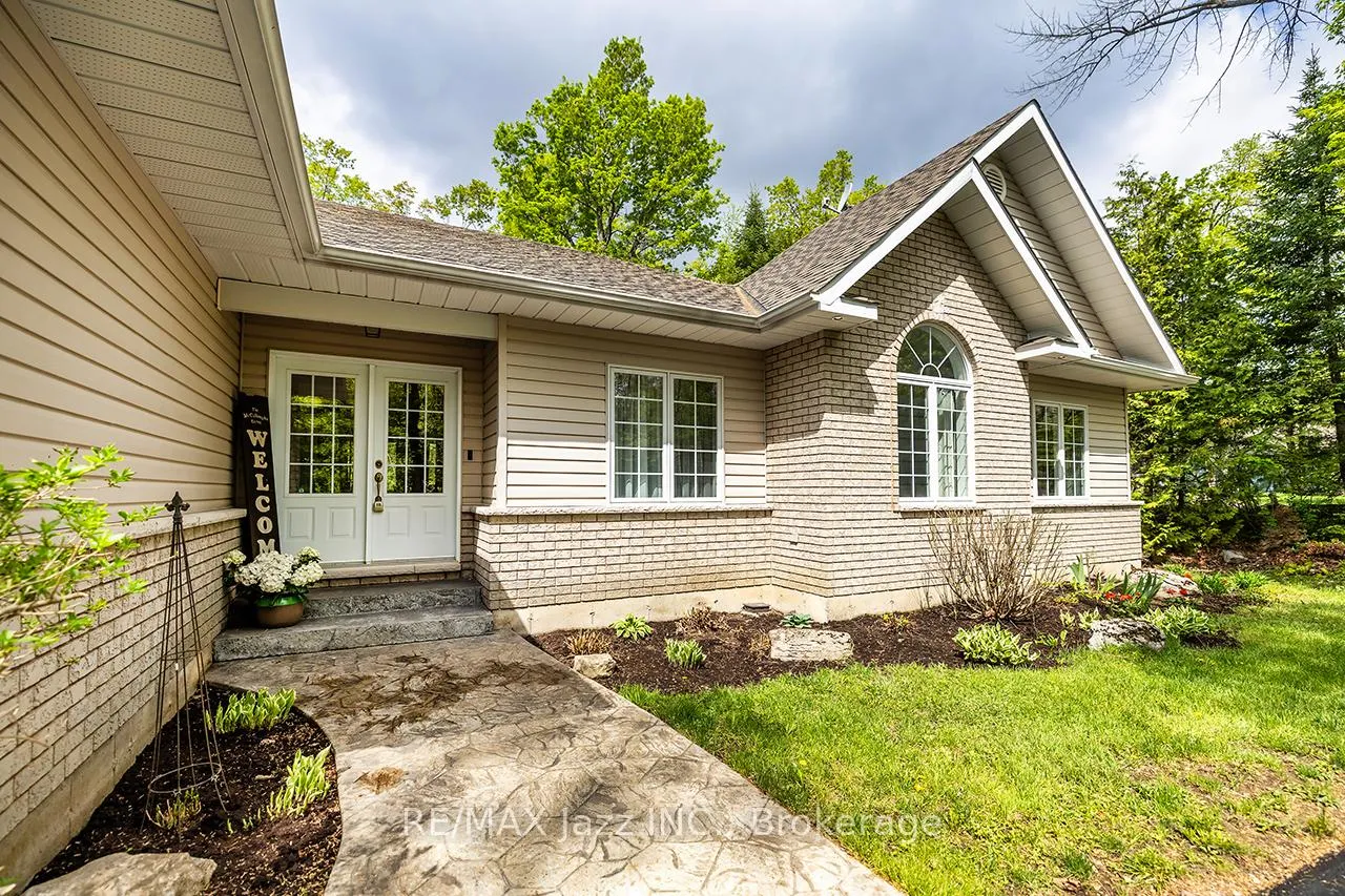 Photo 5 of 72 Sumcot Drive, Trent Lakes — HOMEH