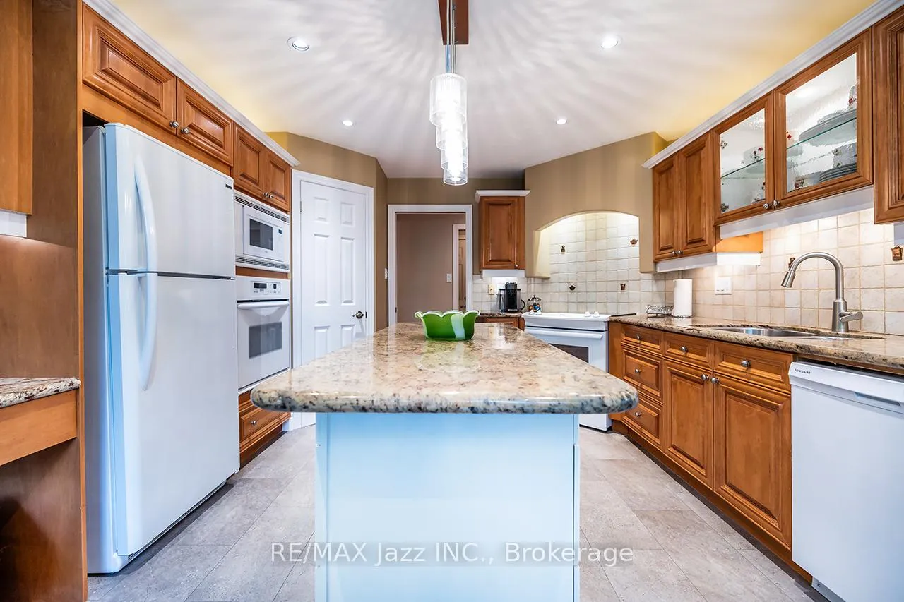 Photo 19 of 72 Sumcot Drive, Trent Lakes — HOMEH