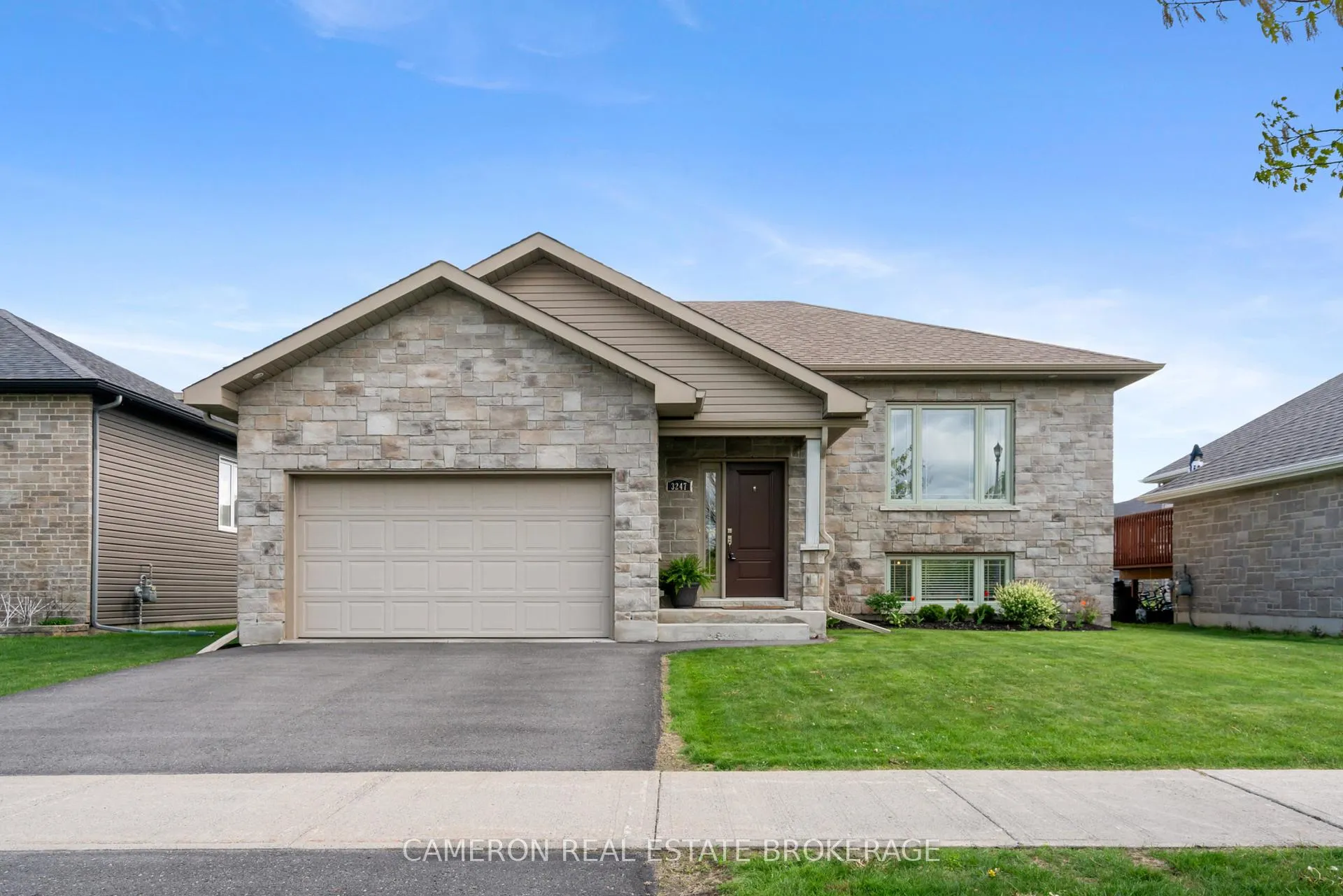 Photo 1 of 3247 Northdale Drive, Cornwall — HOMEH
