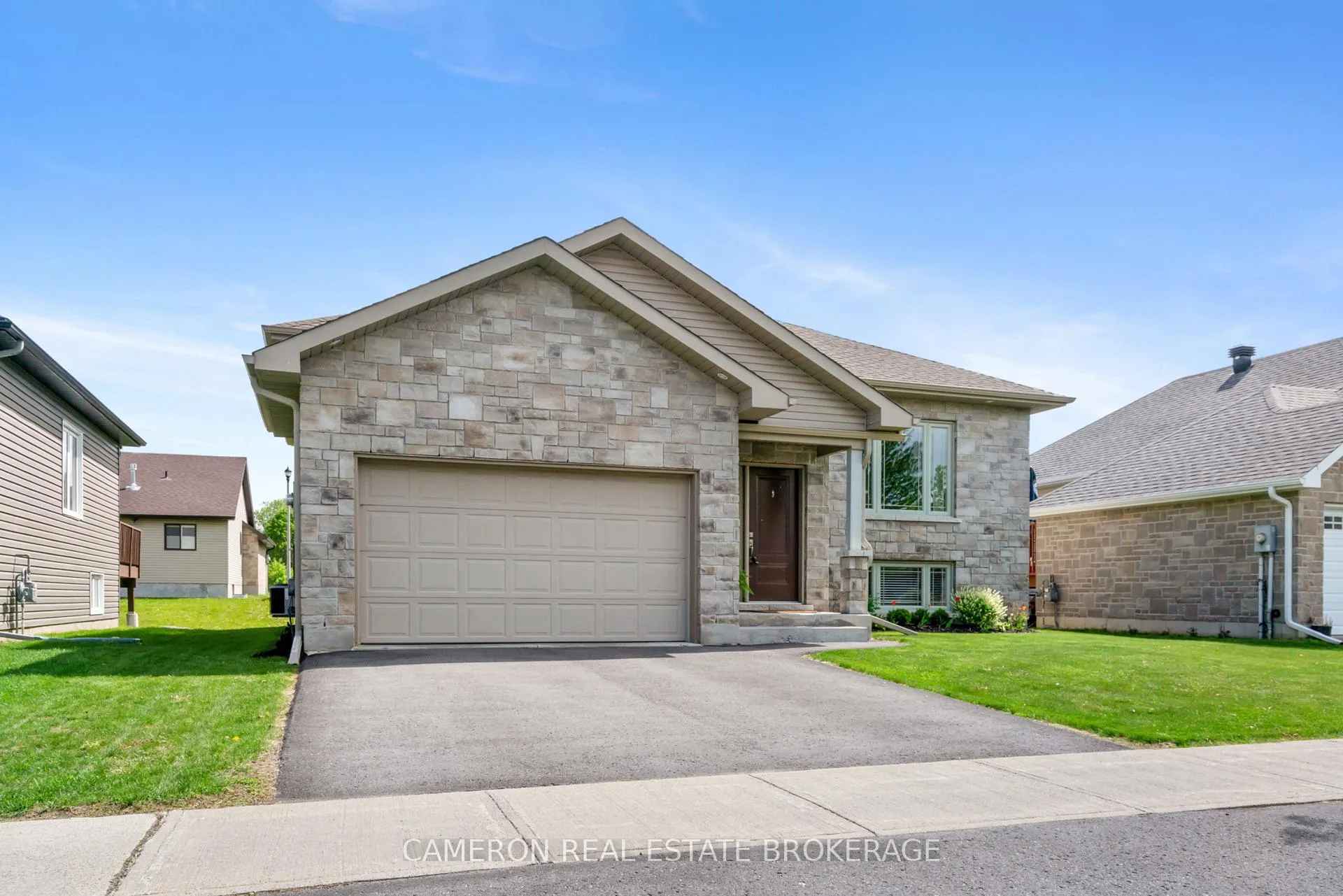 Photo 33 of 3247 Northdale Drive, Cornwall — HOMEH