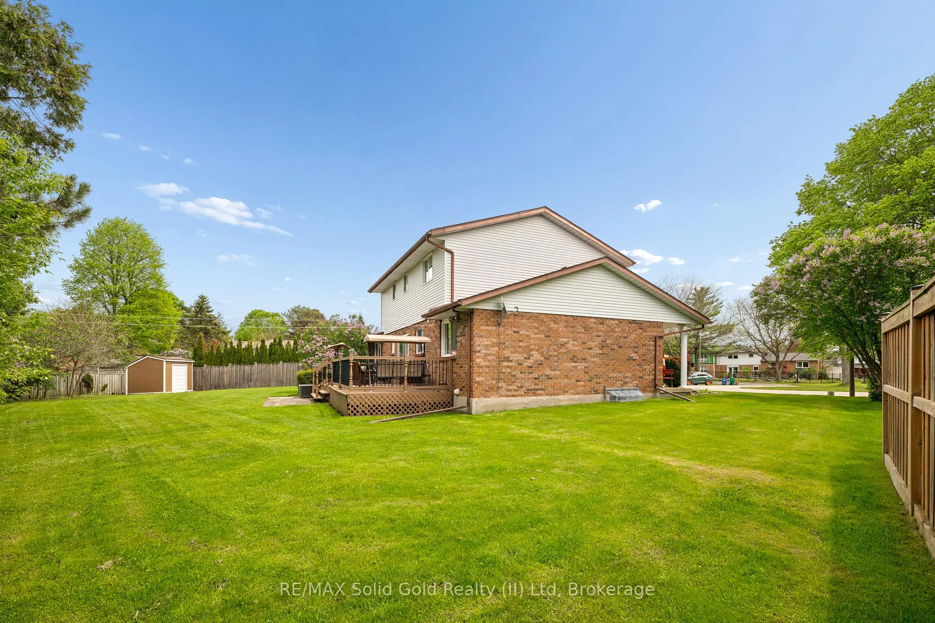 Photo 5 of 53 Bock Court, Wilmot — HOMEH