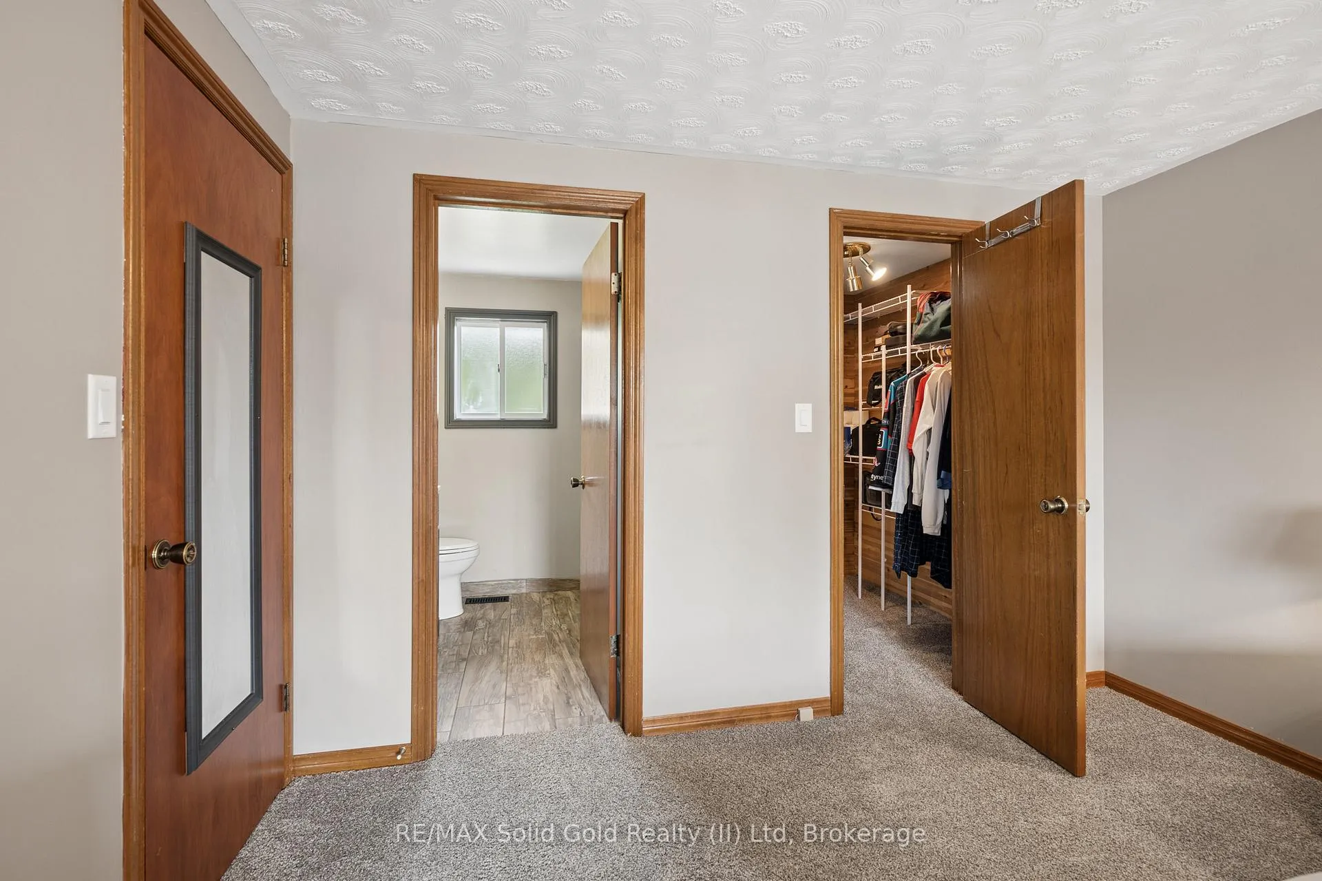Photo 32 of 53 Bock Court, Wilmot — HOMEH