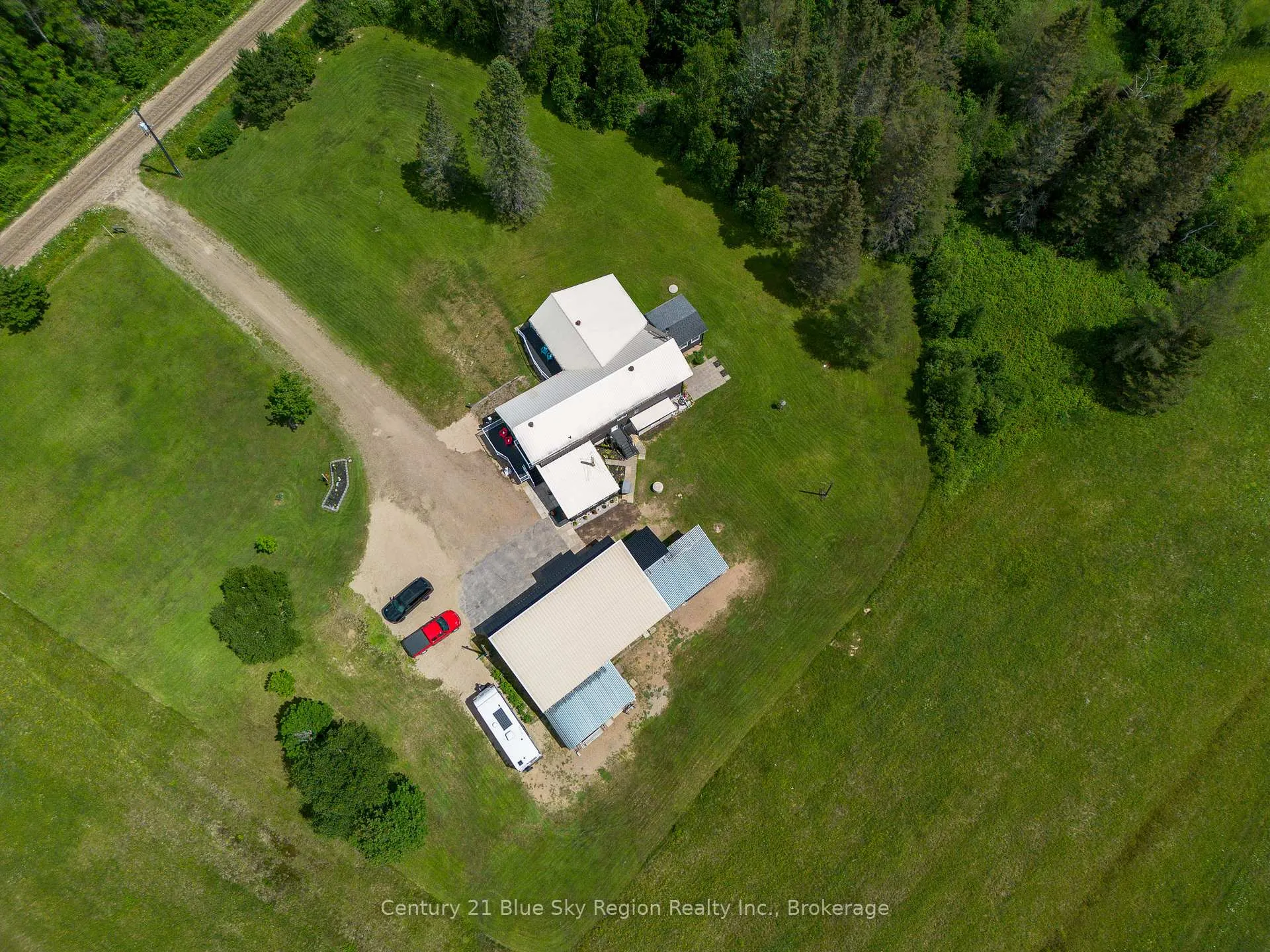 Front of 78 Papineau Road