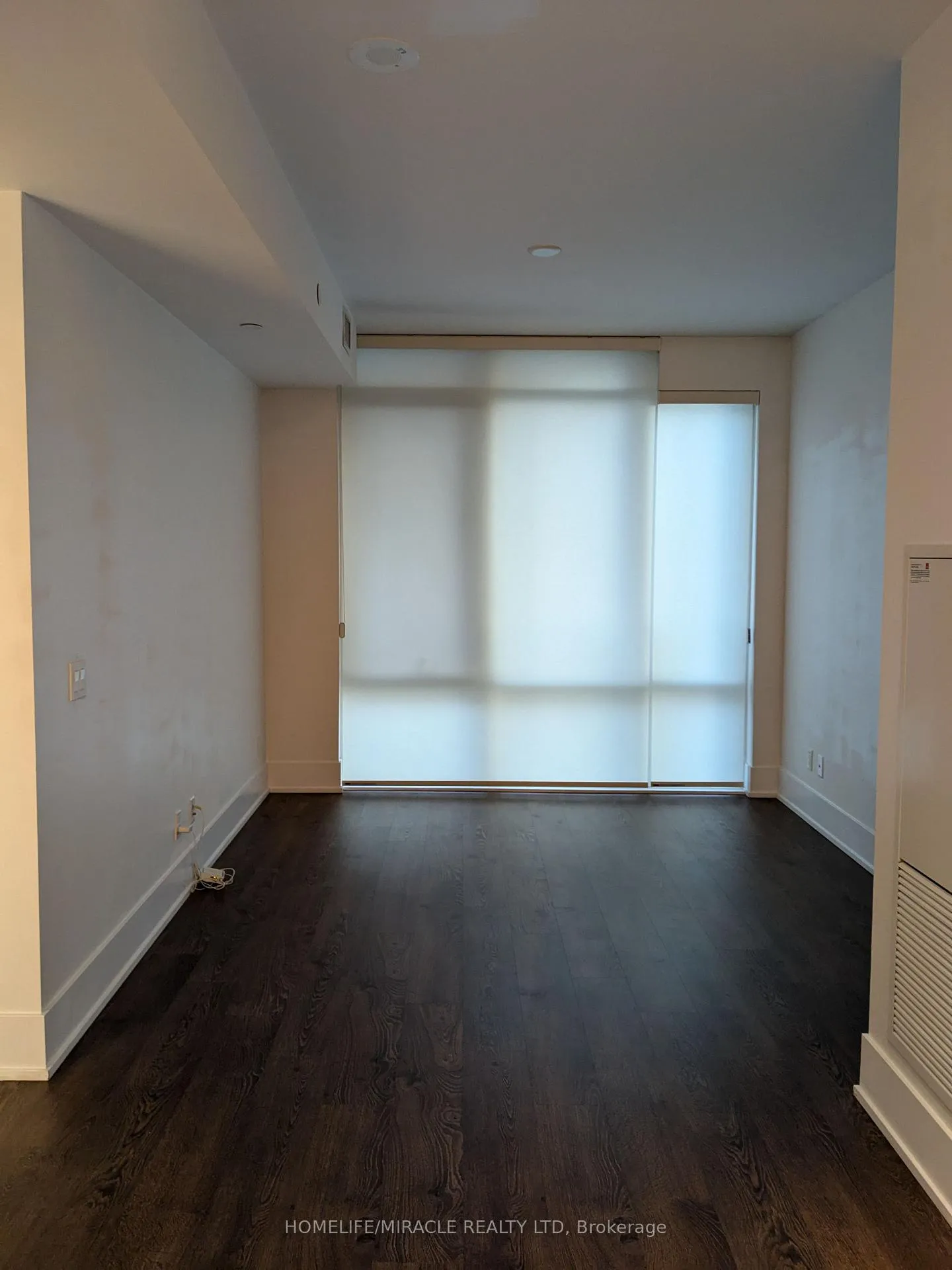 Photo 3 of Unit 813, 15 Merchants' Wharf, Toronto, Waterfront Communities — HOMEH
