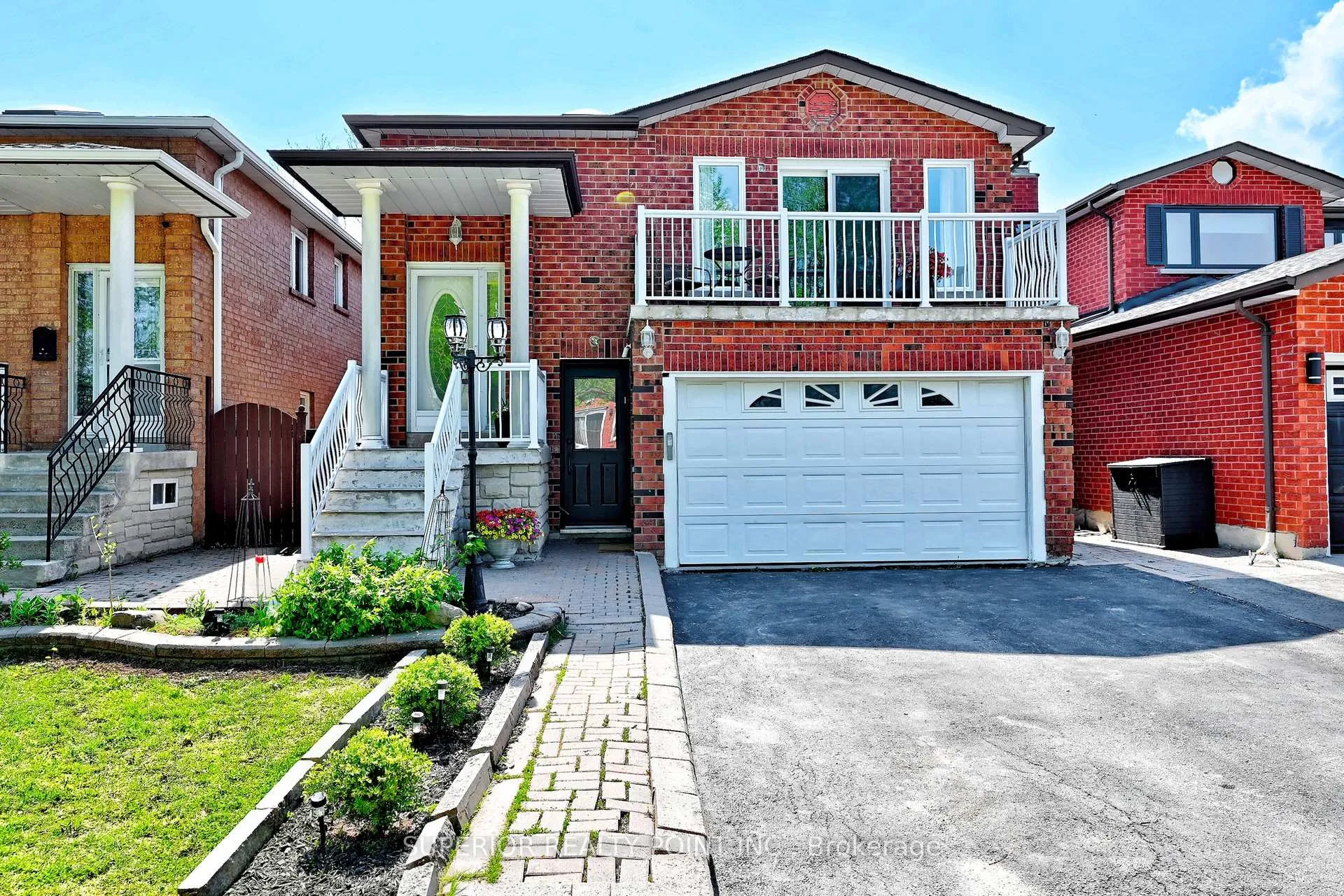 Photo of 150 Mathewson Street N