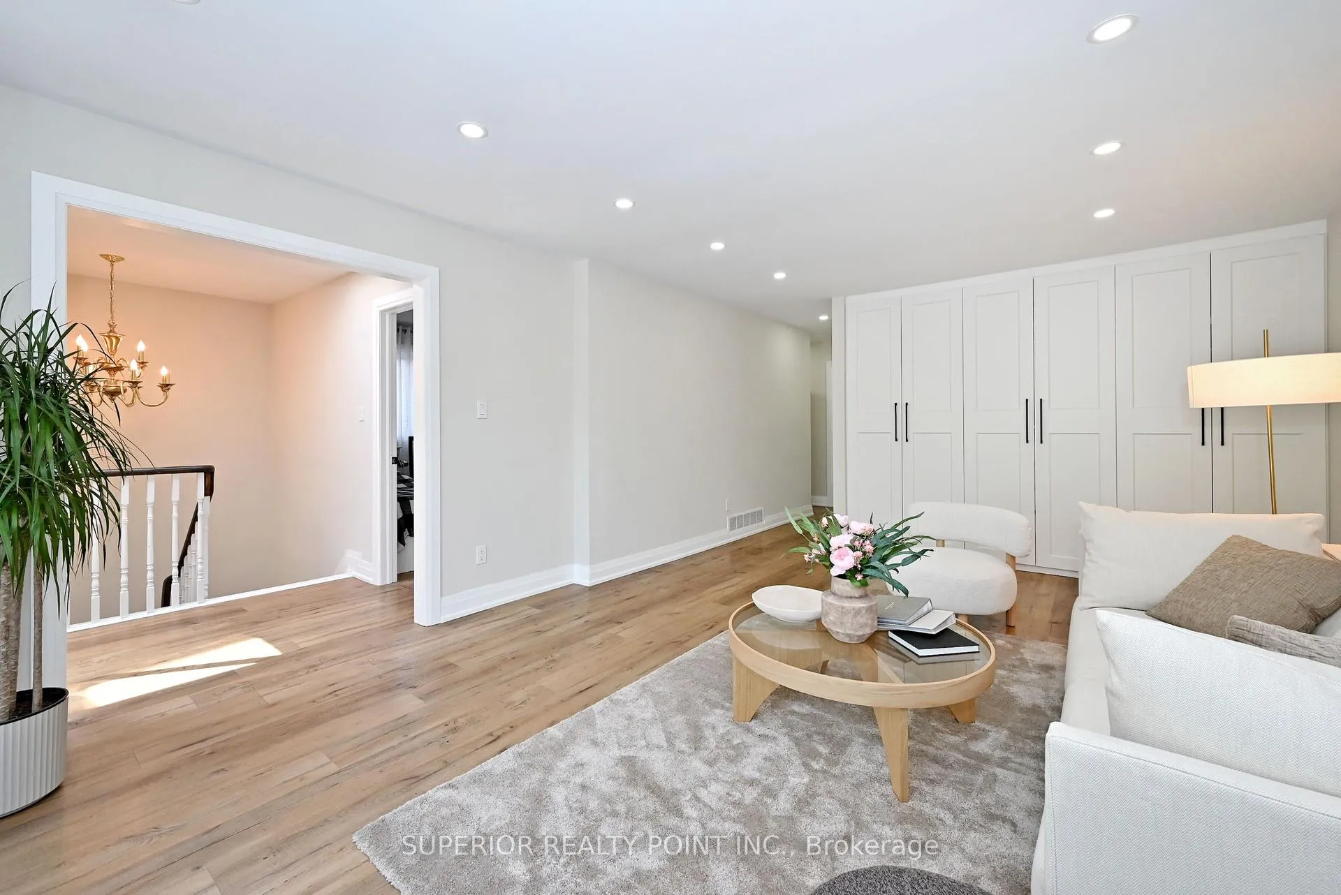 Photo 6 of 150 Mathewson Street N, Vaughan, Maple — HOMEH