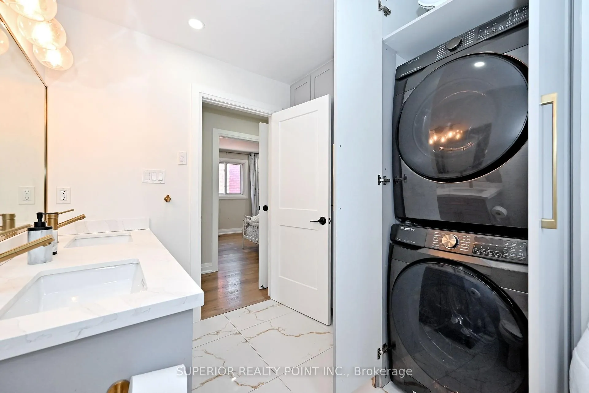 Photo 19 of 150 Mathewson Street N, Vaughan, Maple — HOMEH