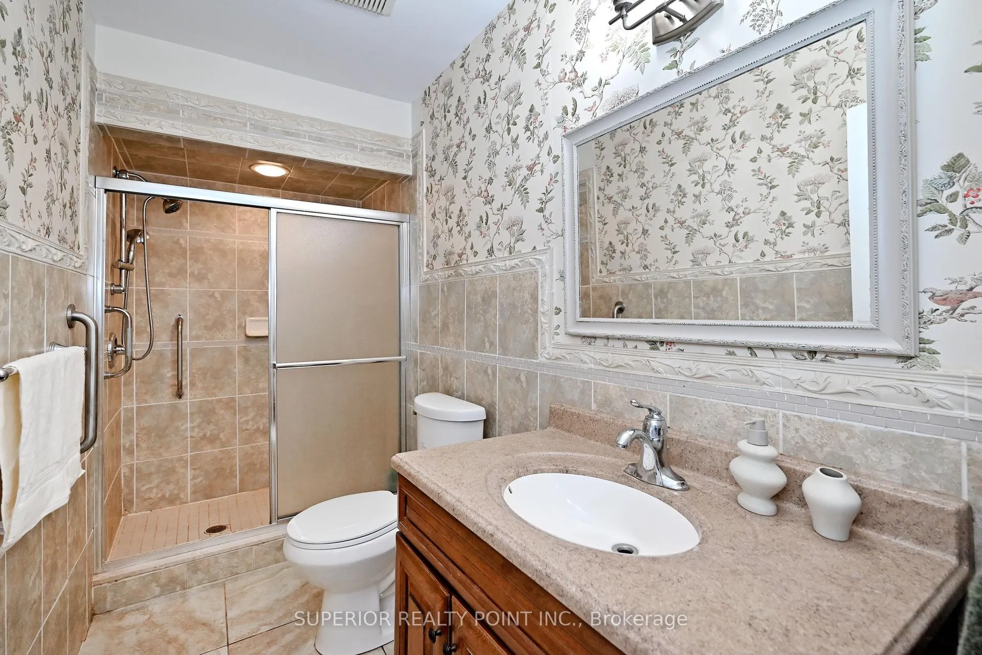 Photo 37 of 150 Mathewson Street N, Vaughan, Maple — HOMEH