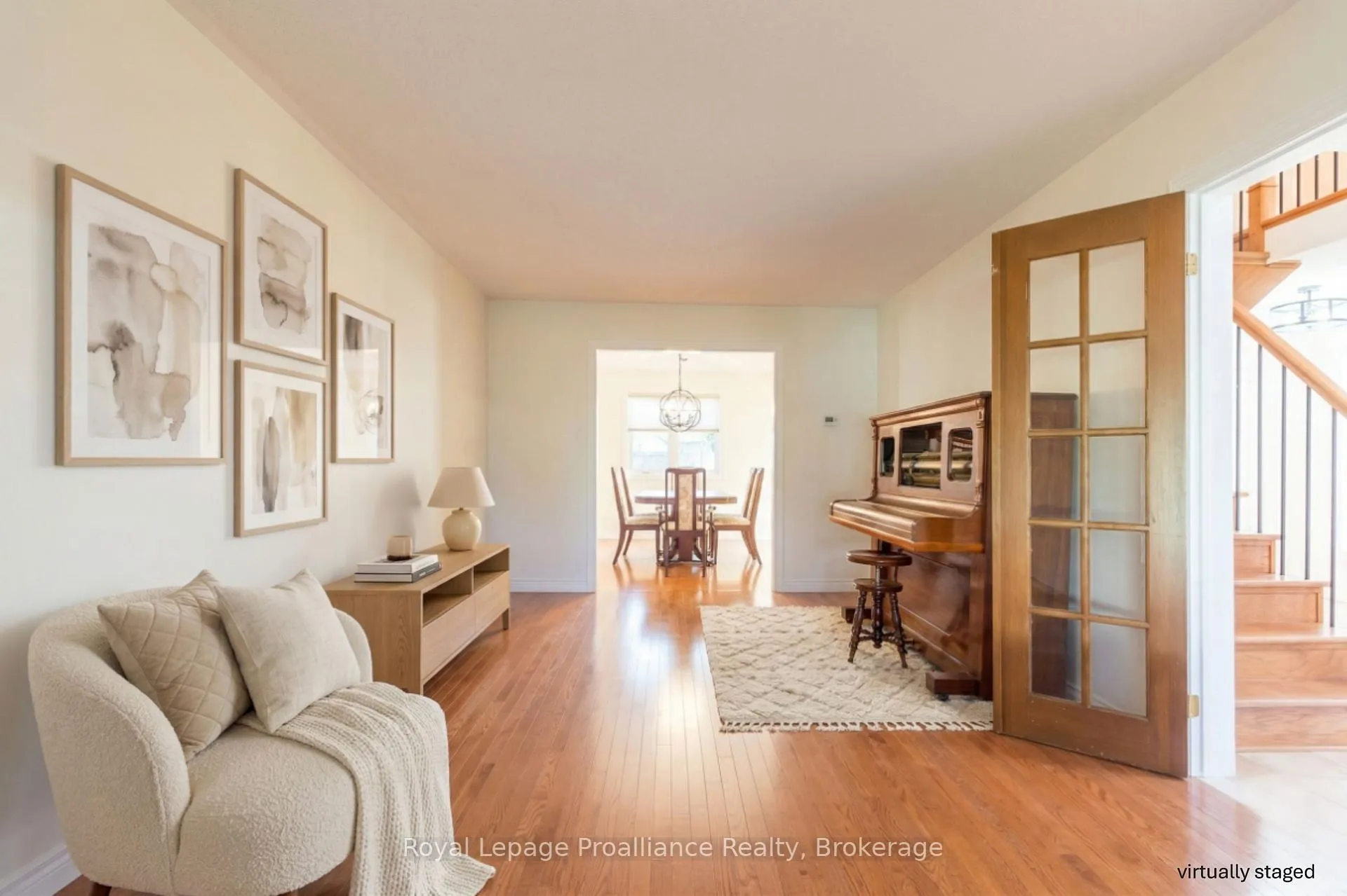 Photo 7 of 37 Dungannon Drive, Belleville, Belleville Ward — HOMEH