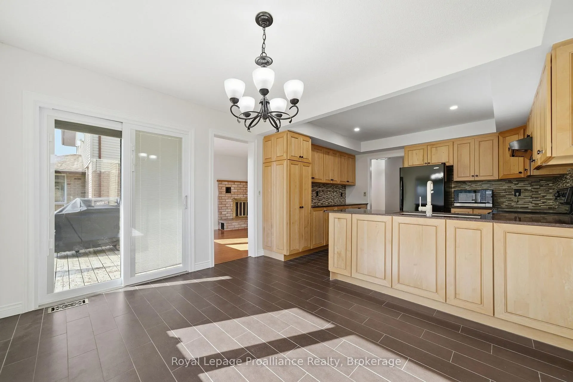Photo 10 of 37 Dungannon Drive, Belleville, Belleville Ward — HOMEH