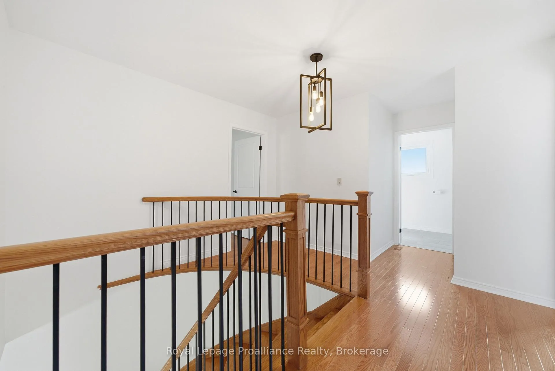 Photo 22 of 37 Dungannon Drive, Belleville, Belleville Ward — HOMEH